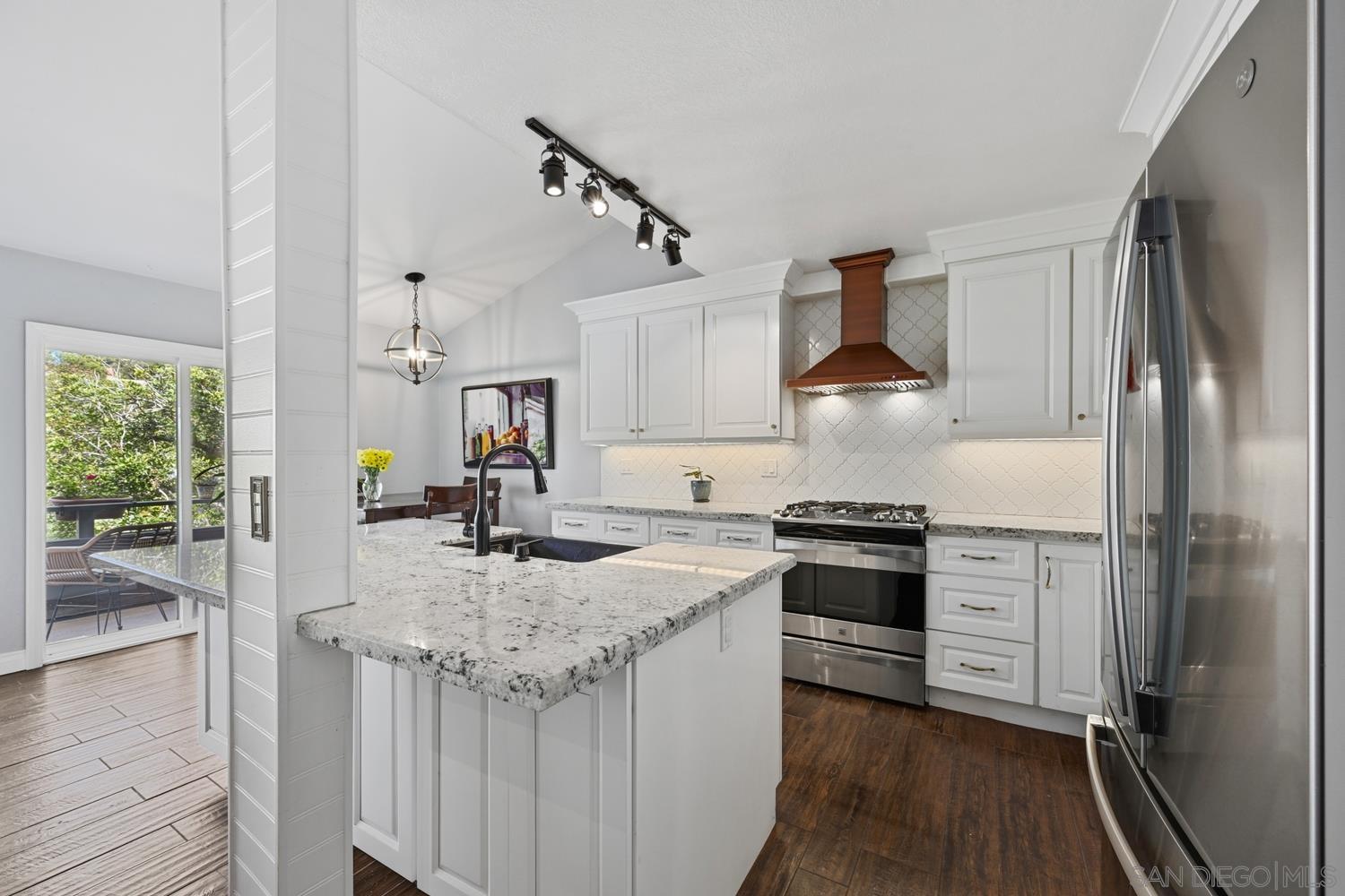 Detail Gallery Image 7 of 28 For 4767  Ingulf St, San Diego,  CA 92110 - 3 Beds | 2 Baths