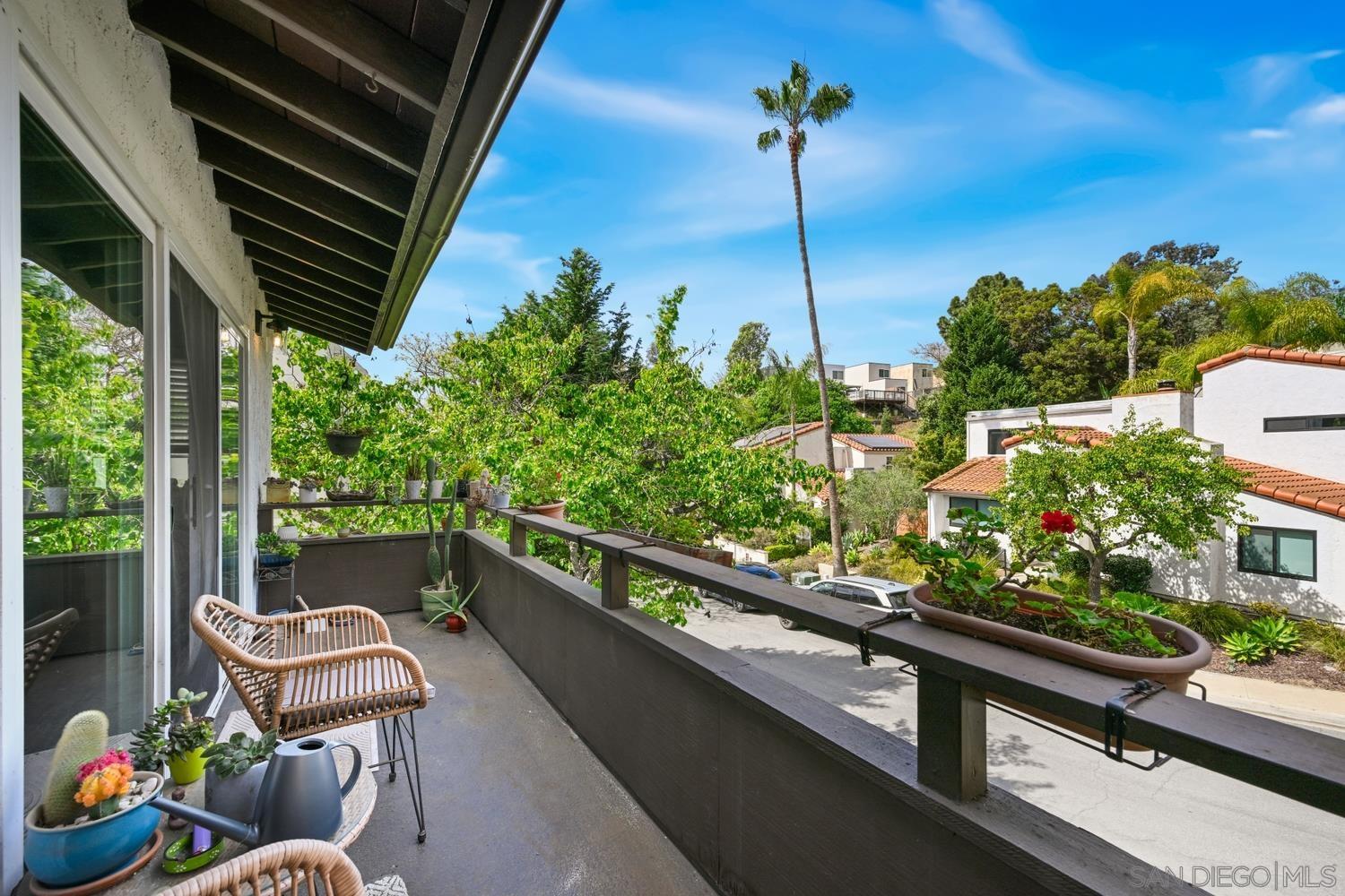 Detail Gallery Image 10 of 28 For 4767  Ingulf St, San Diego,  CA 92110 - 3 Beds | 2 Baths