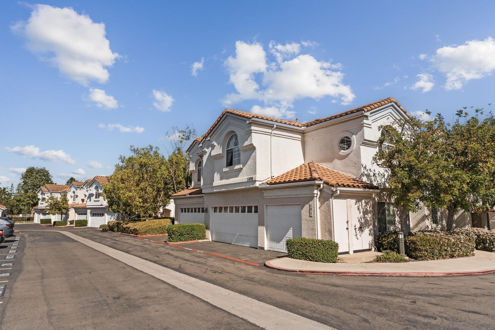 Detail Gallery Image 2 of 25 For 1898  Matin Cir  189, San Marcos,  CA 92069 - 2 Beds | 2 Baths