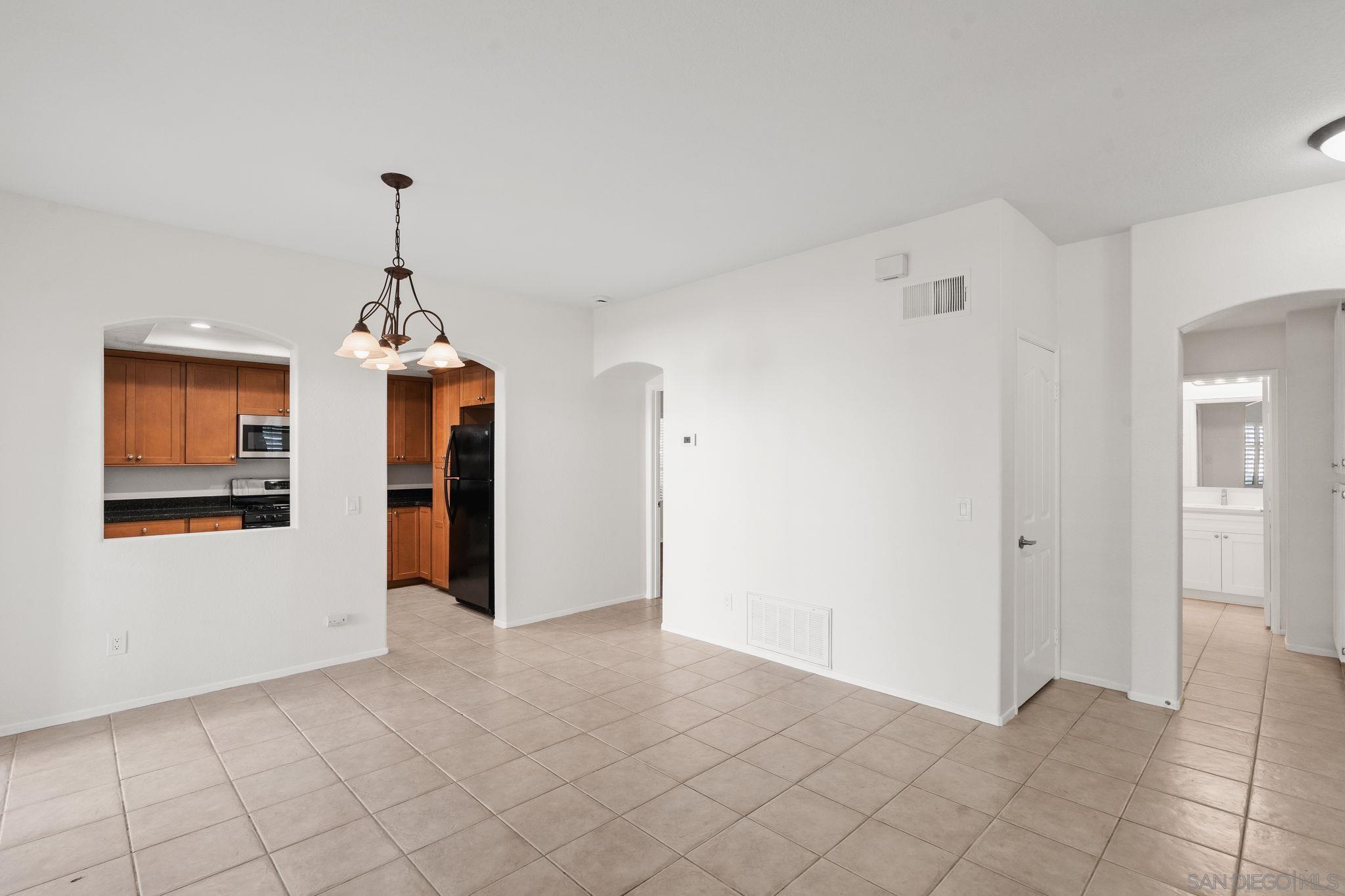 Detail Gallery Image 8 of 25 For 1898  Matin Cir  189, San Marcos,  CA 92069 - 2 Beds | 2 Baths