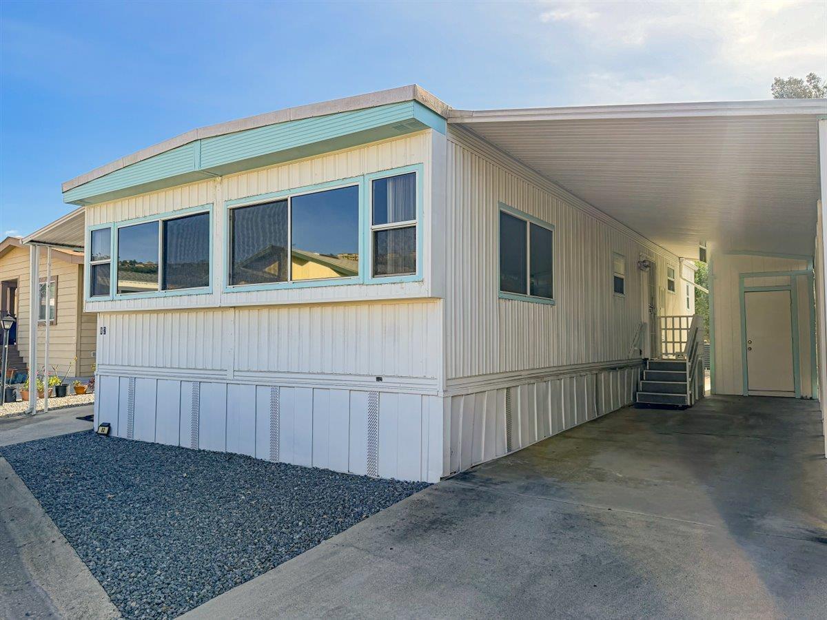 Front Image Thumbnail for SD260006233