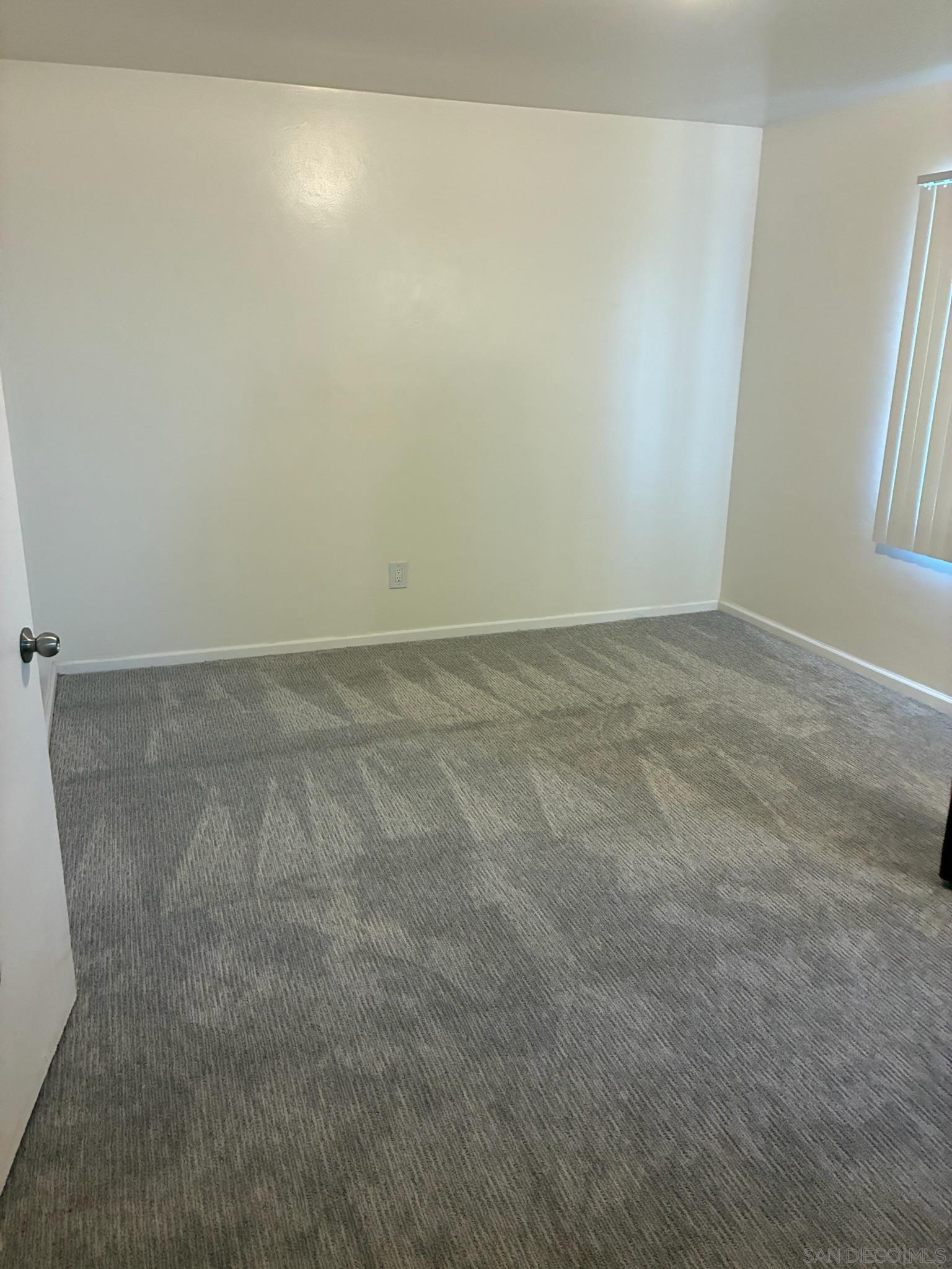 Detail Gallery Image 10 of 21 For 5068  Palin St, San Diego,  CA 92113 - 3 Beds | 2 Baths