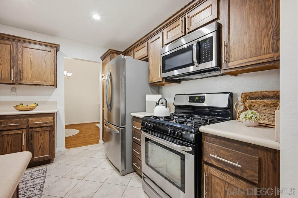 Detail Gallery Image 12 of 58 For 39900  Quigley Rd, Murrieta,  CA 92562 - 4 Beds | 3 Baths