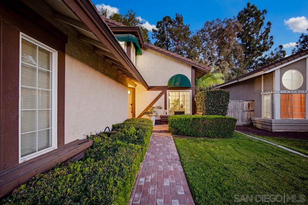 Detail Gallery Image 4 of 58 For 39900  Quigley Rd, Murrieta,  CA 92562 - 4 Beds | 3 Baths