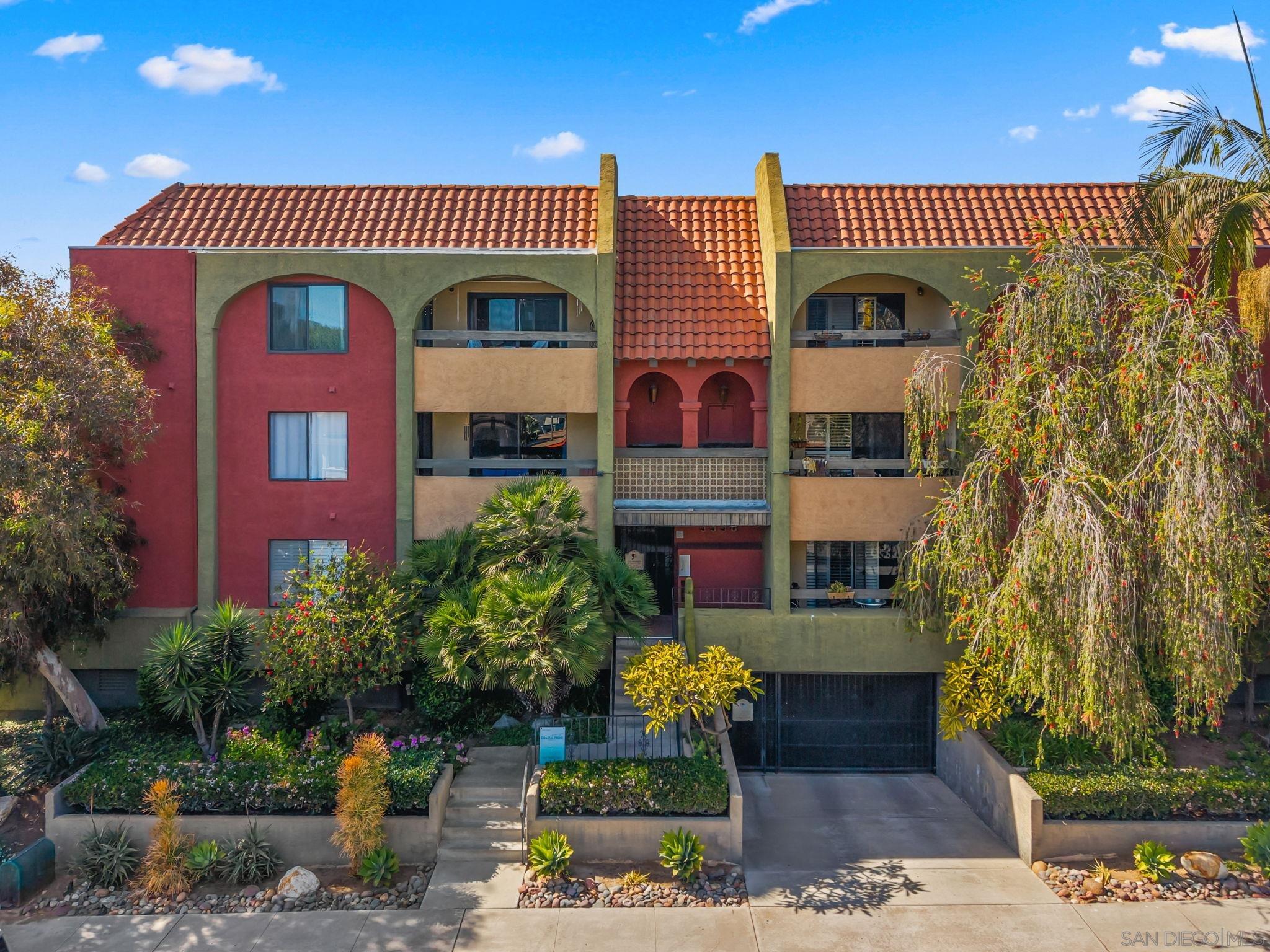 Detail Gallery Image 2 of 28 For 3930  Centre St  #307,  San Diego,  CA 92103 - 2 Beds | 2 Baths