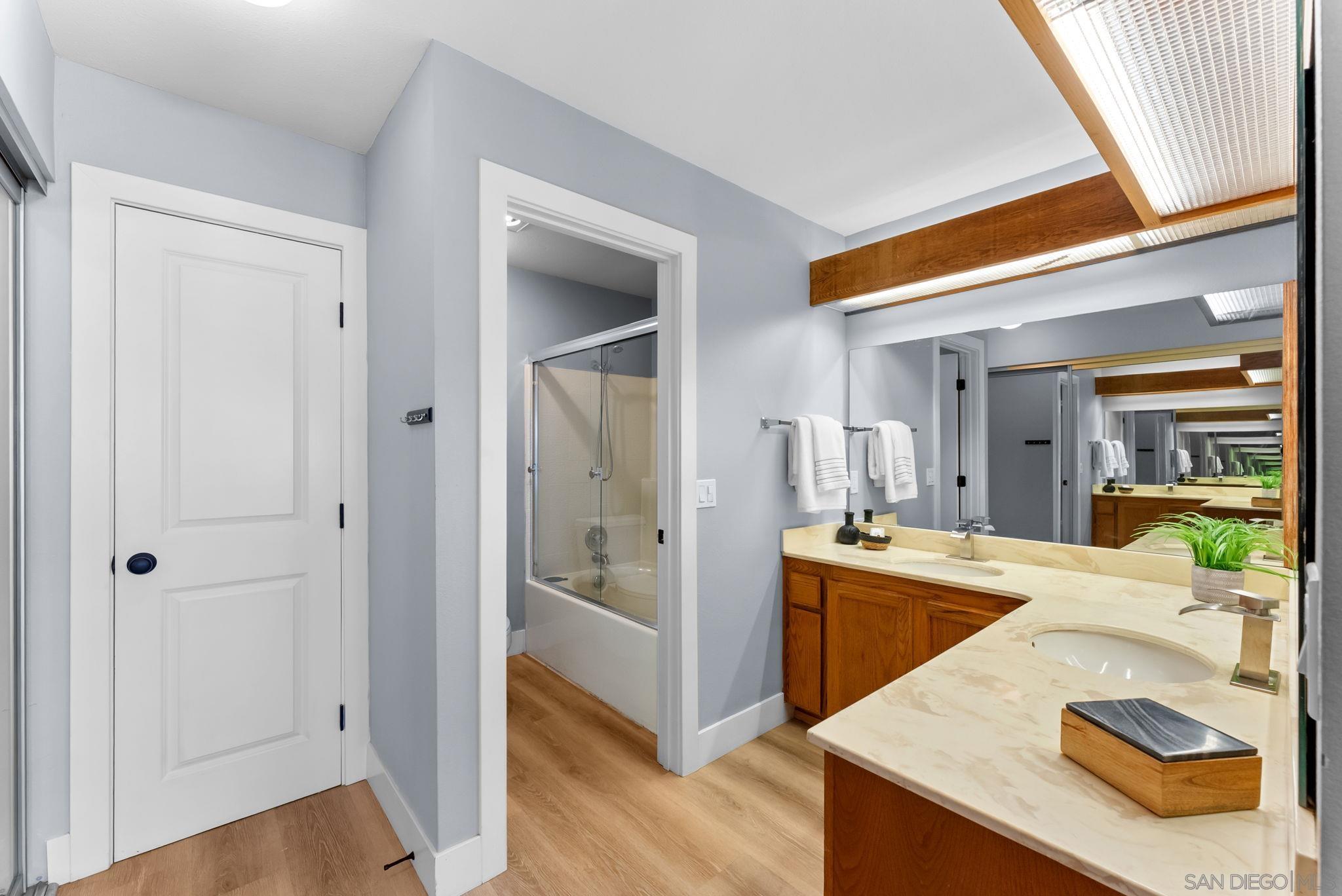 Detail Gallery Image 15 of 28 For 3930  Centre St  #307,  San Diego,  CA 92103 - 2 Beds | 2 Baths