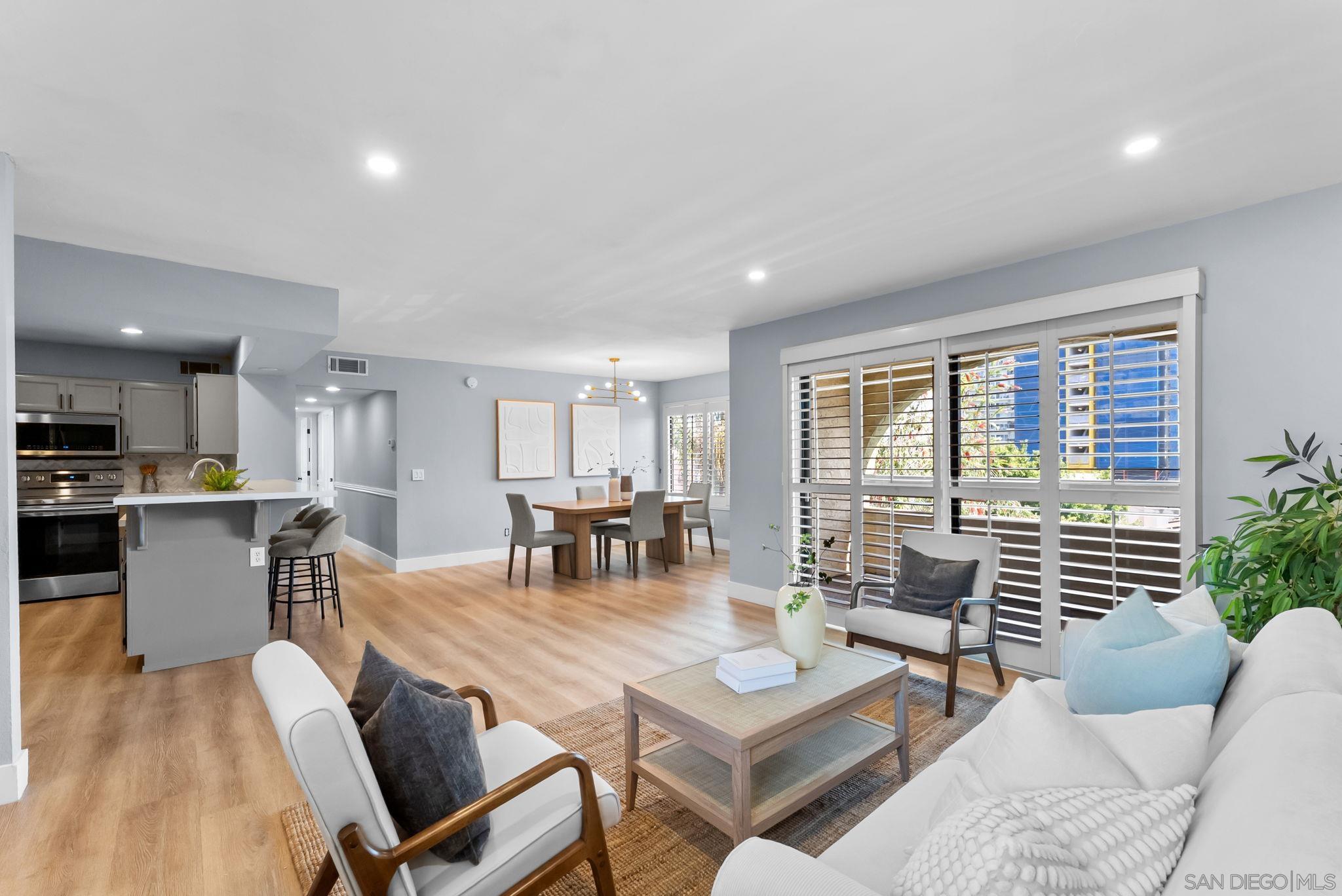 Detail Gallery Image 3 of 28 For 3930  Centre St  #307,  San Diego,  CA 92103 - 2 Beds | 2 Baths