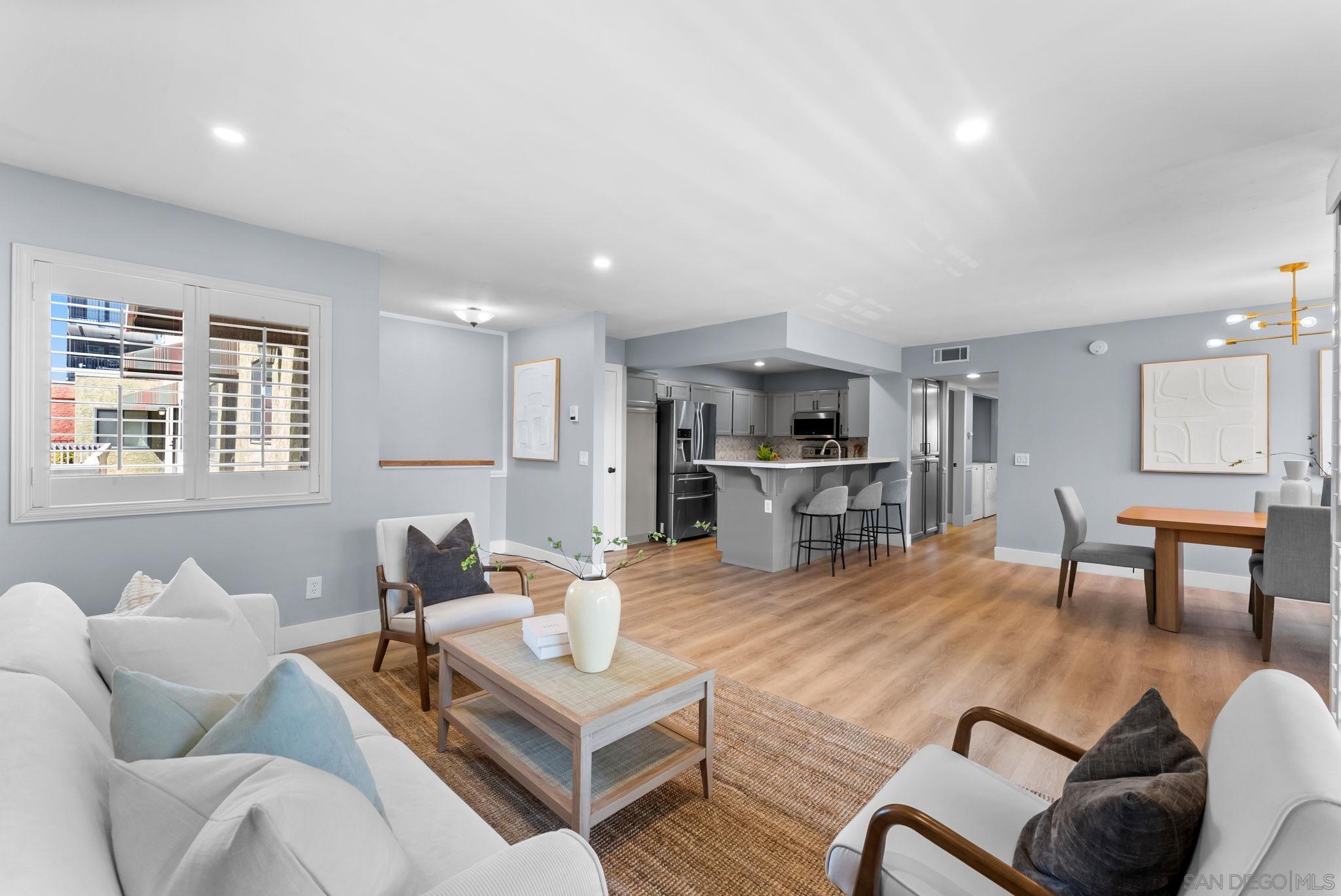 Detail Gallery Image 4 of 28 For 3930  Centre St  #307,  San Diego,  CA 92103 - 2 Beds | 2 Baths