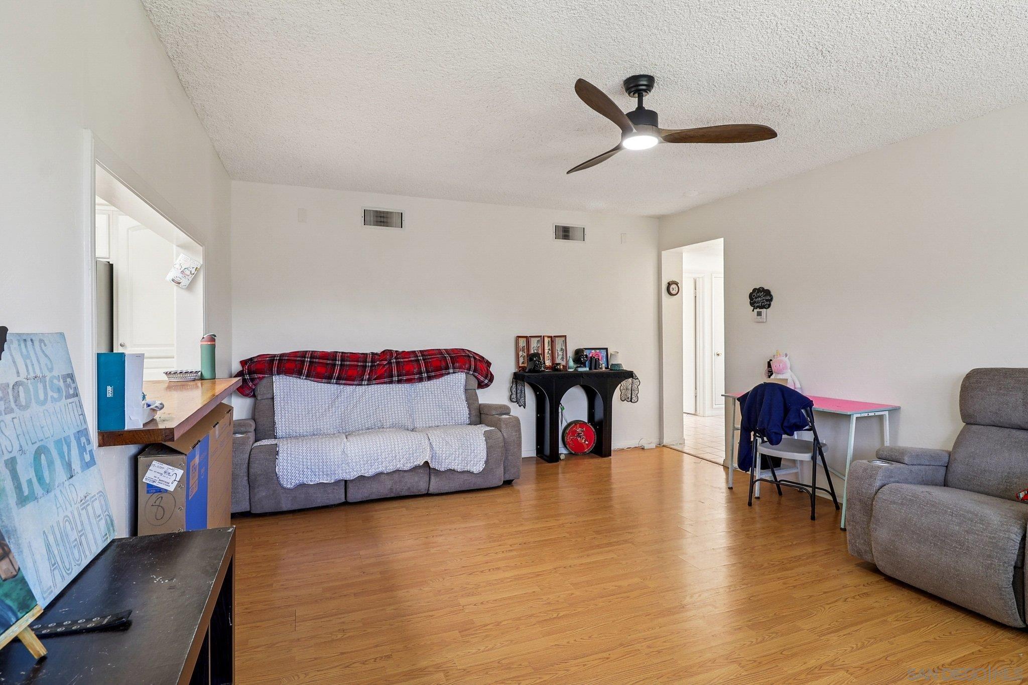 Detail Gallery Image 12 of 67 For 4215-17  Sycamore Dr, San Diego,  CA 92105 - – Beds | – Baths