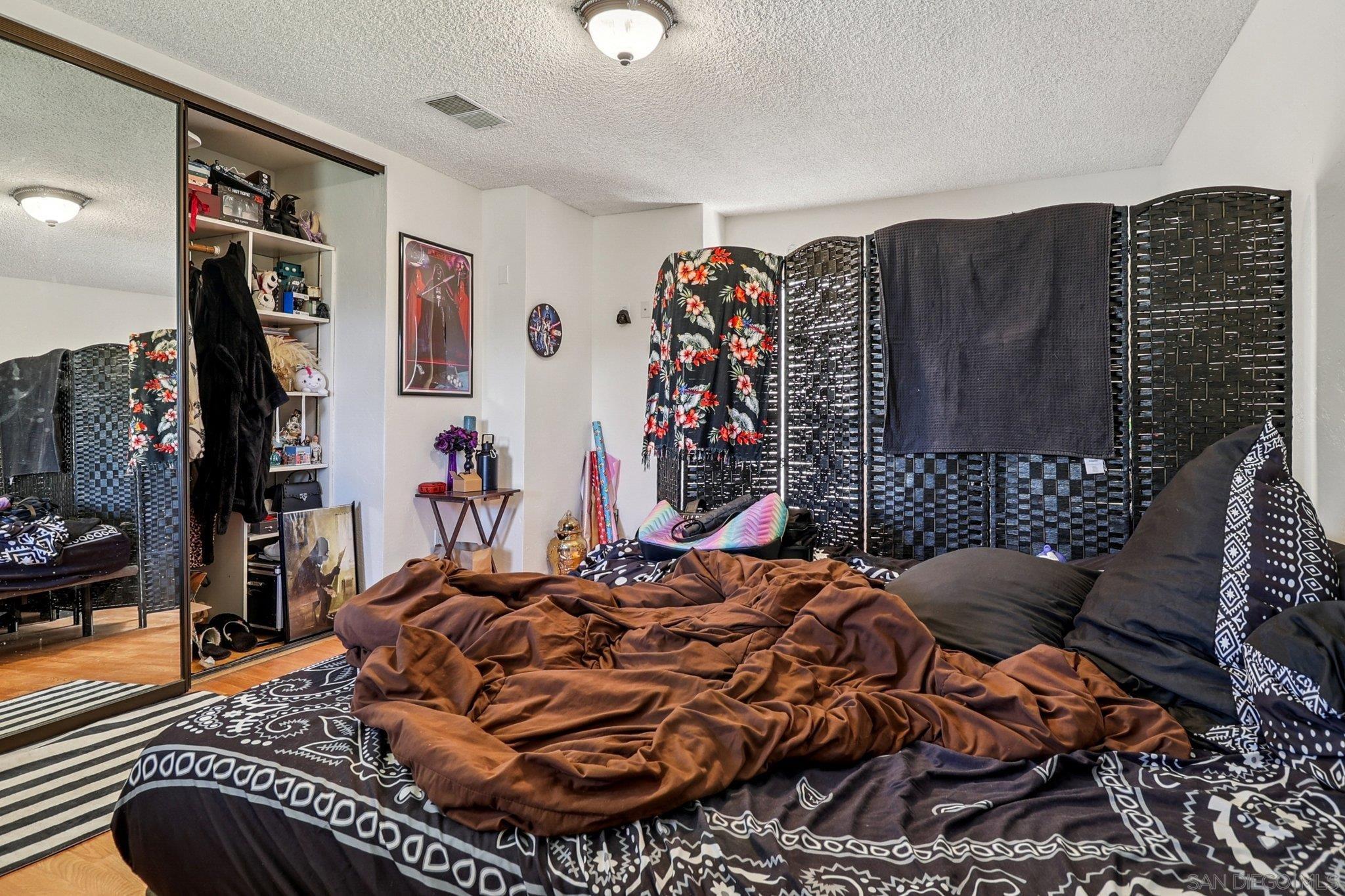 Detail Gallery Image 17 of 67 For 4215-17  Sycamore Dr, San Diego,  CA 92105 - – Beds | – Baths