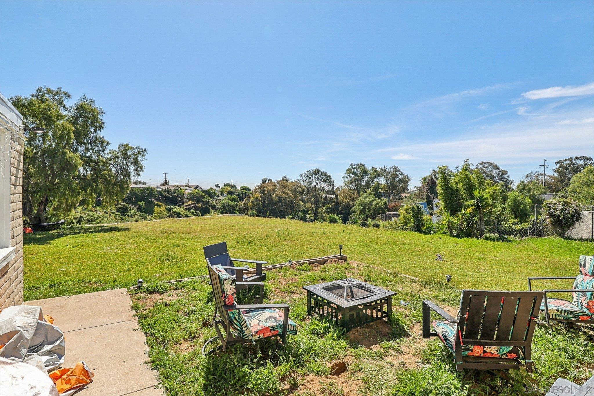 Detail Gallery Image 3 of 59 For 4215-17  Sycamore Dr, San Diego,  CA 92105 - – Beds | – Baths