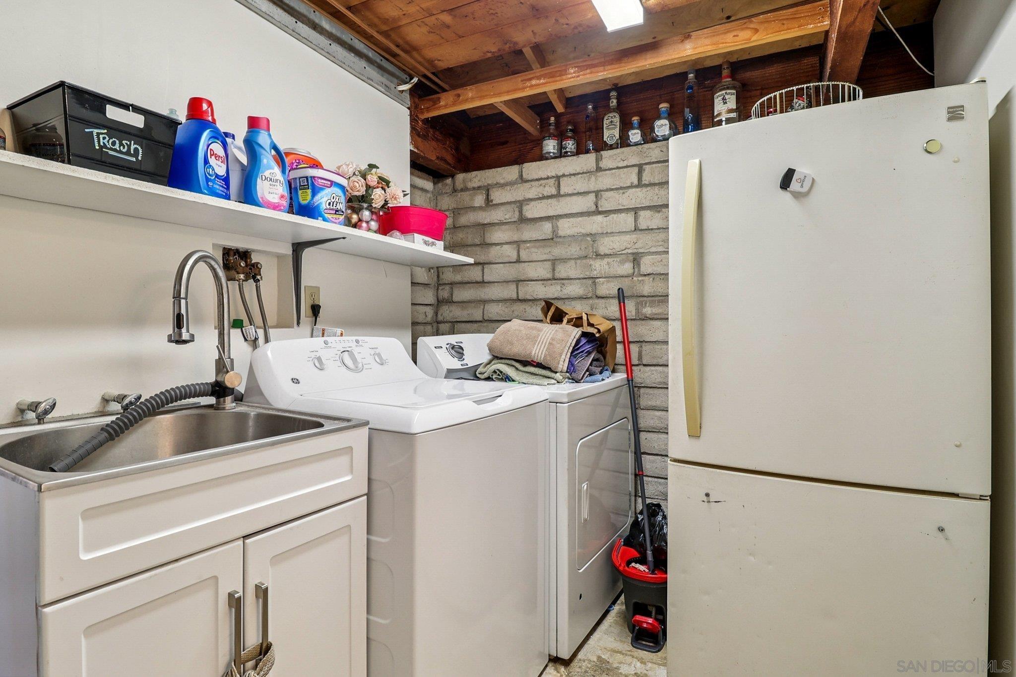 Detail Gallery Image 24 of 59 For 4215-17  Sycamore Dr, San Diego,  CA 92105 - – Beds | – Baths