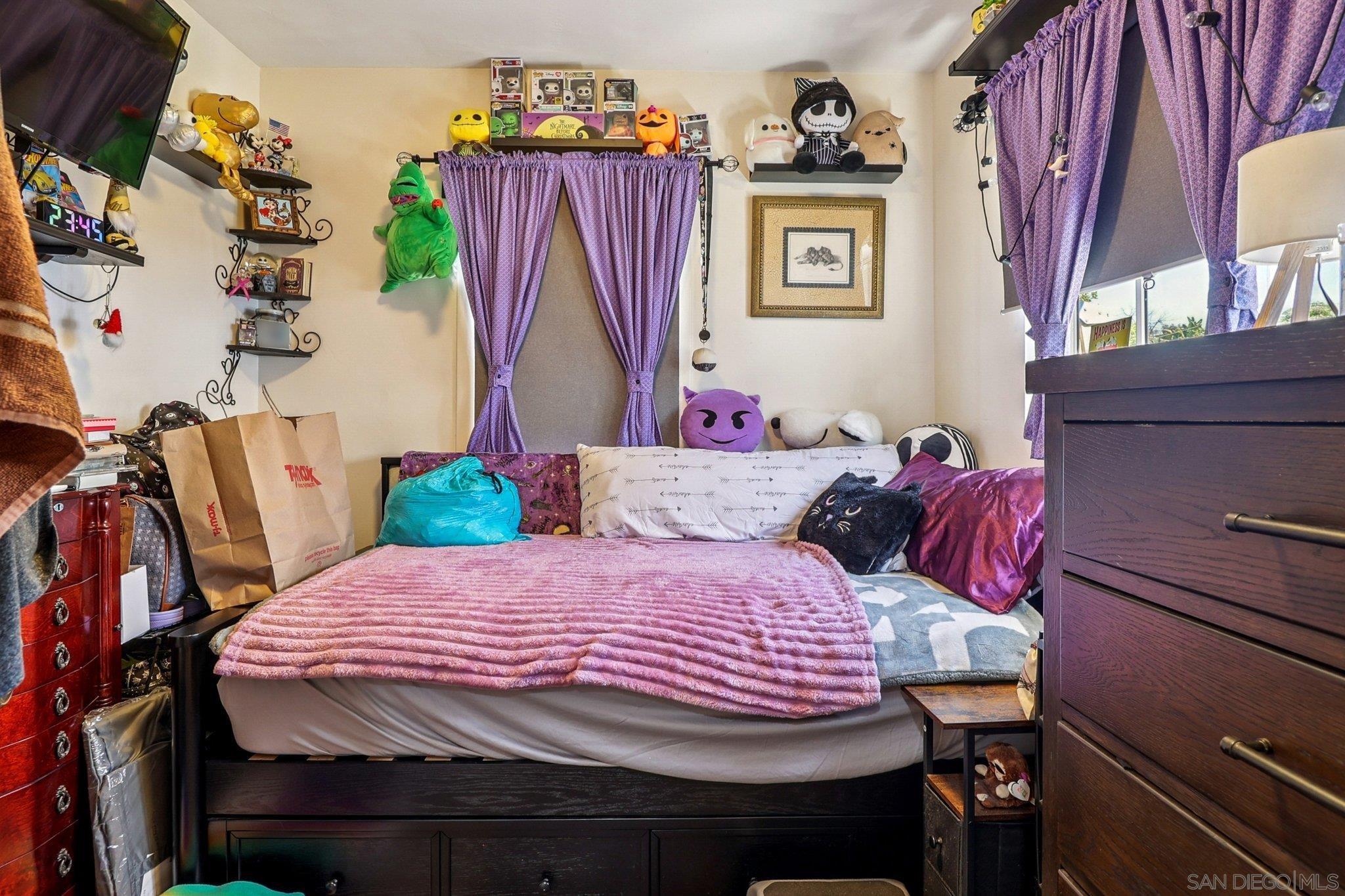 Detail Gallery Image 43 of 59 For 4215-17  Sycamore Dr, San Diego,  CA 92105 - – Beds | – Baths