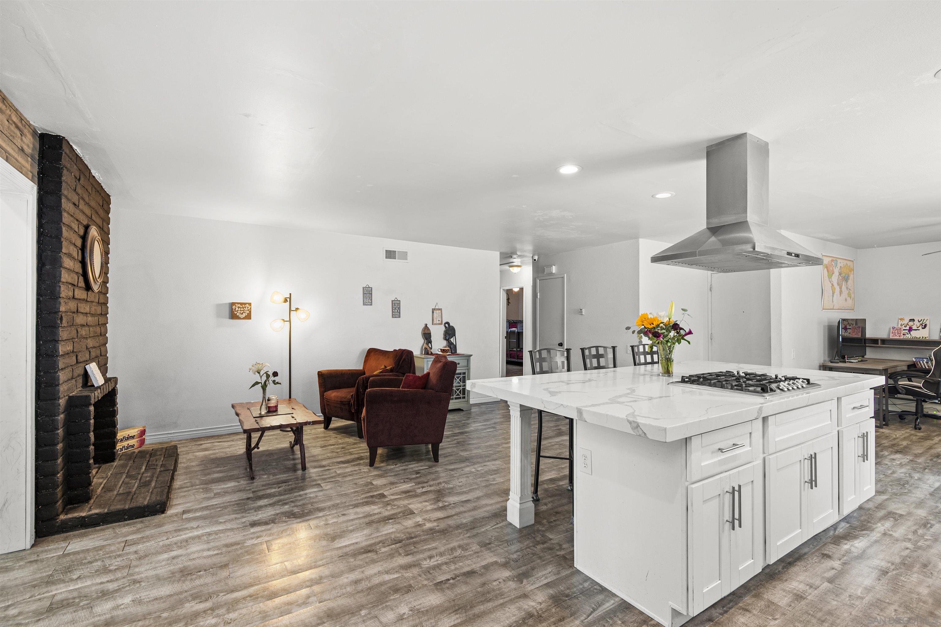 Detail Gallery Image 13 of 48 For 2038  Siegle Dr, Lemon Grove,  CA 91945 - 3 Beds | 2 Baths