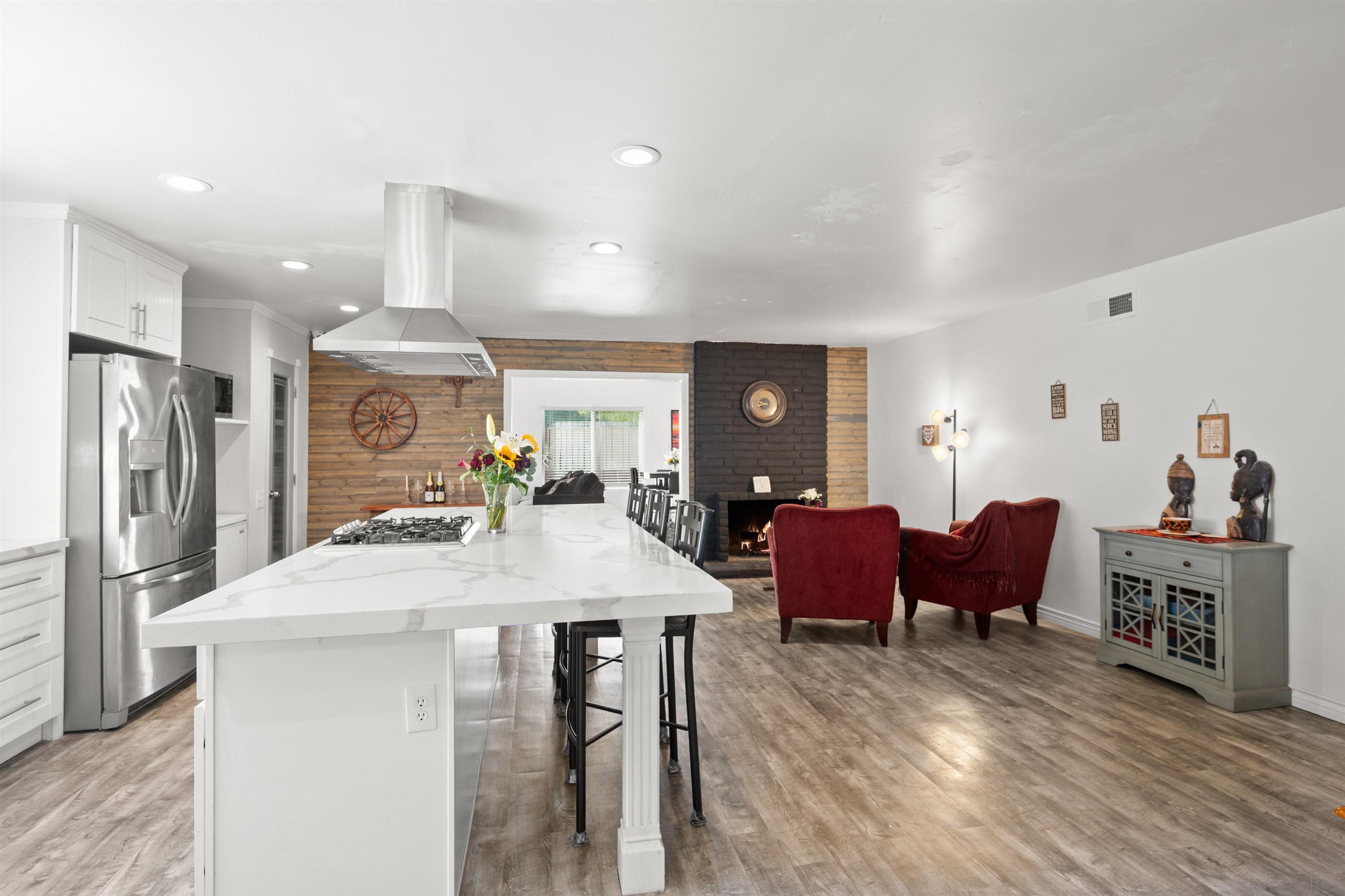 Detail Gallery Image 9 of 48 For 2038  Siegle Dr, Lemon Grove,  CA 91945 - 3 Beds | 2 Baths