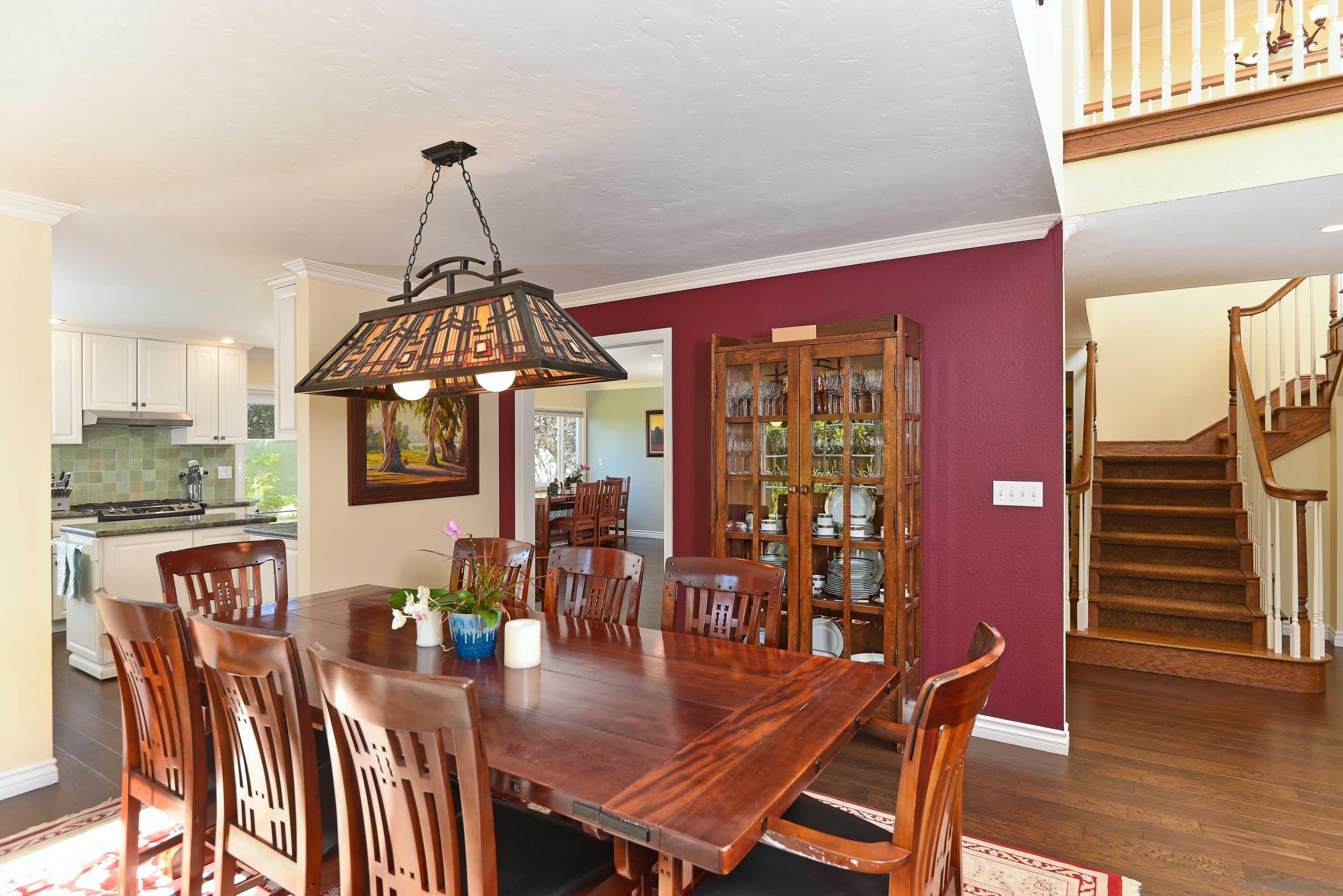 Detail Gallery Image 11 of 32 For 8358  Caminito Helecho, La Jolla,  CA 92037 - 4 Beds | 3 Baths