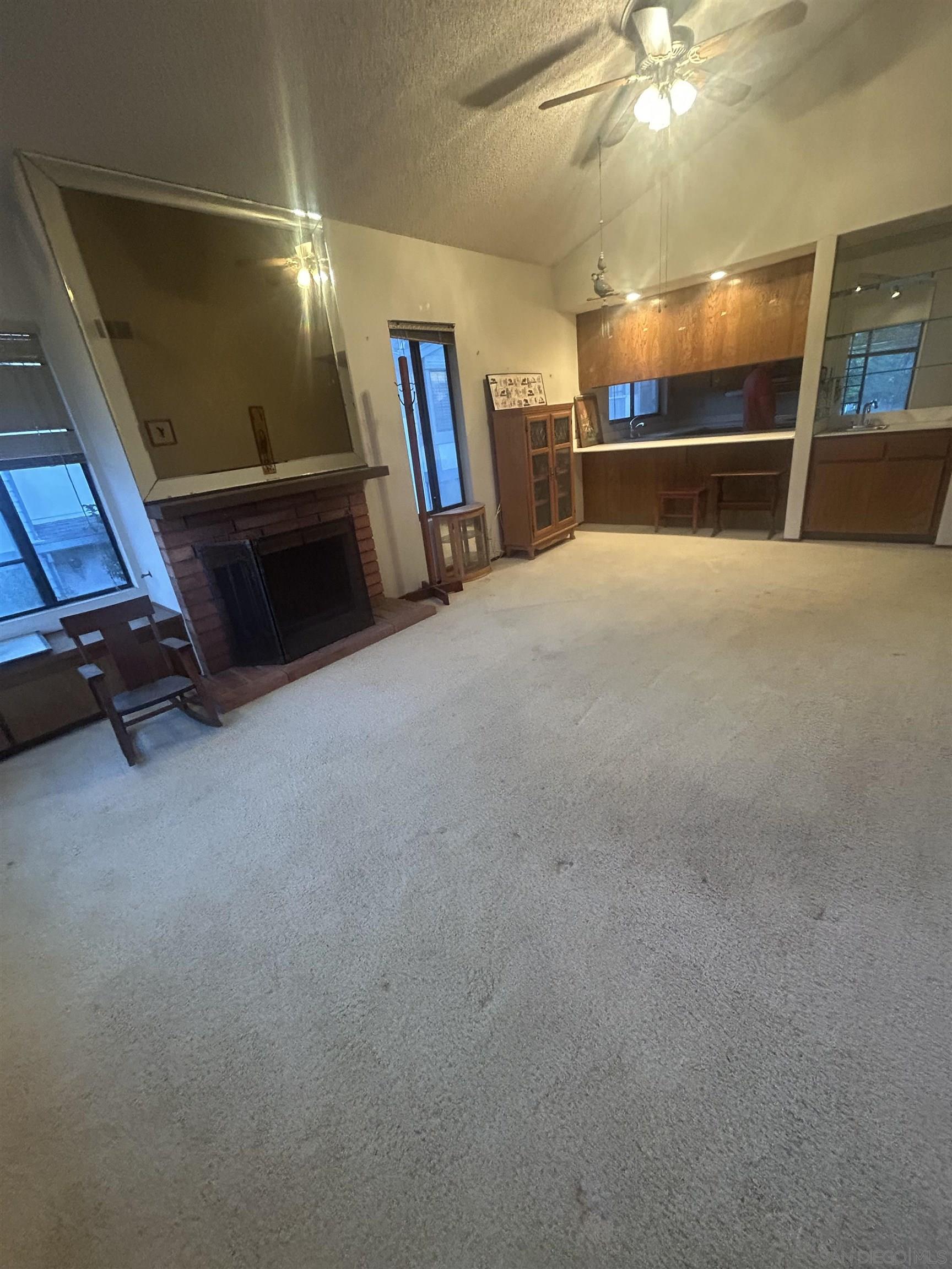 Detail Gallery Image 12 of 17 For 4055  Crystal Dawn Lane  #201,  San Diego,  CA 92122 - 2 Beds | 2 Baths