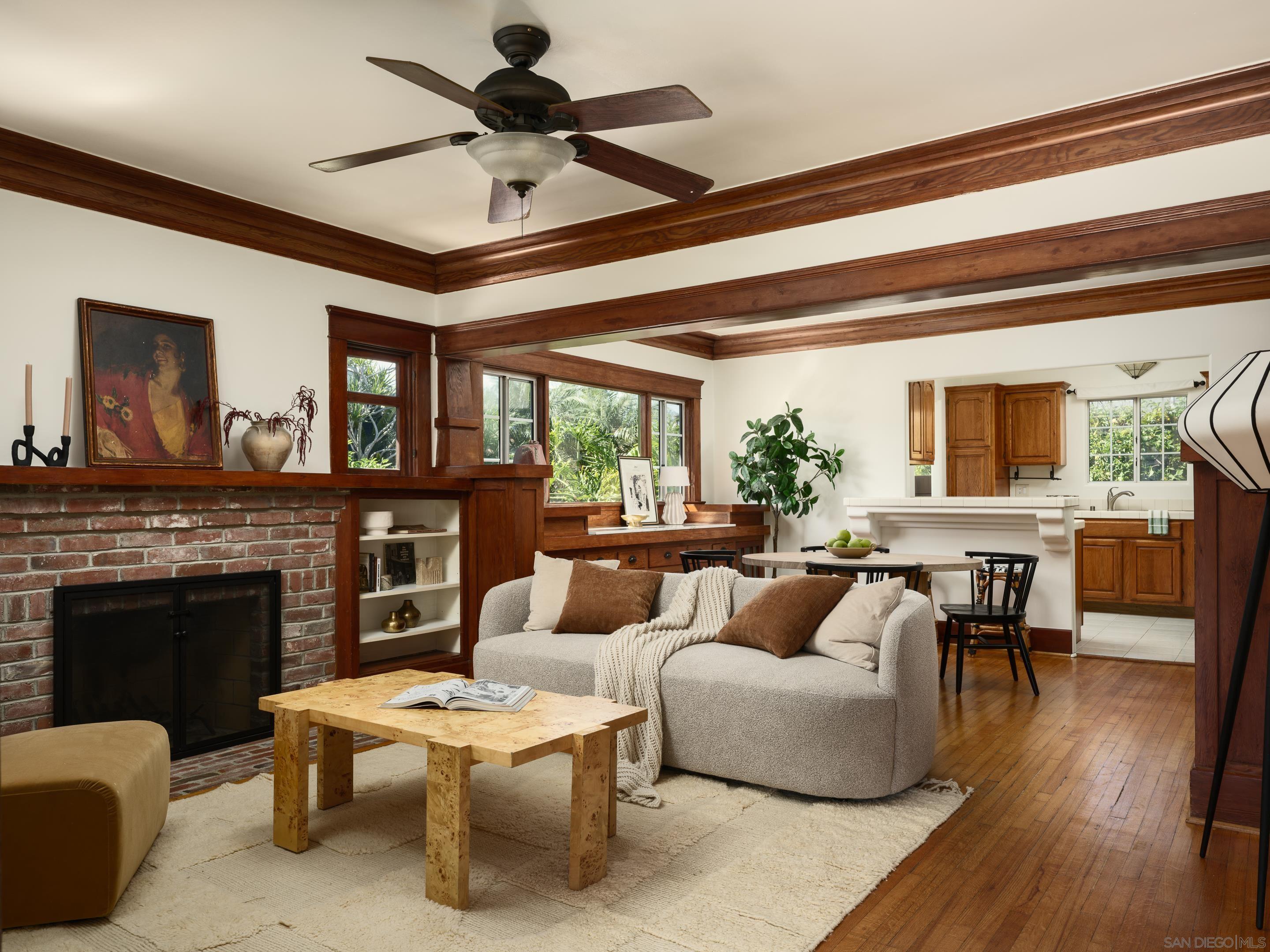 Detail Gallery Image 3 of 29 For 3552  Arnold, San Diego,  CA 92104 - 2 Beds | 1 Baths