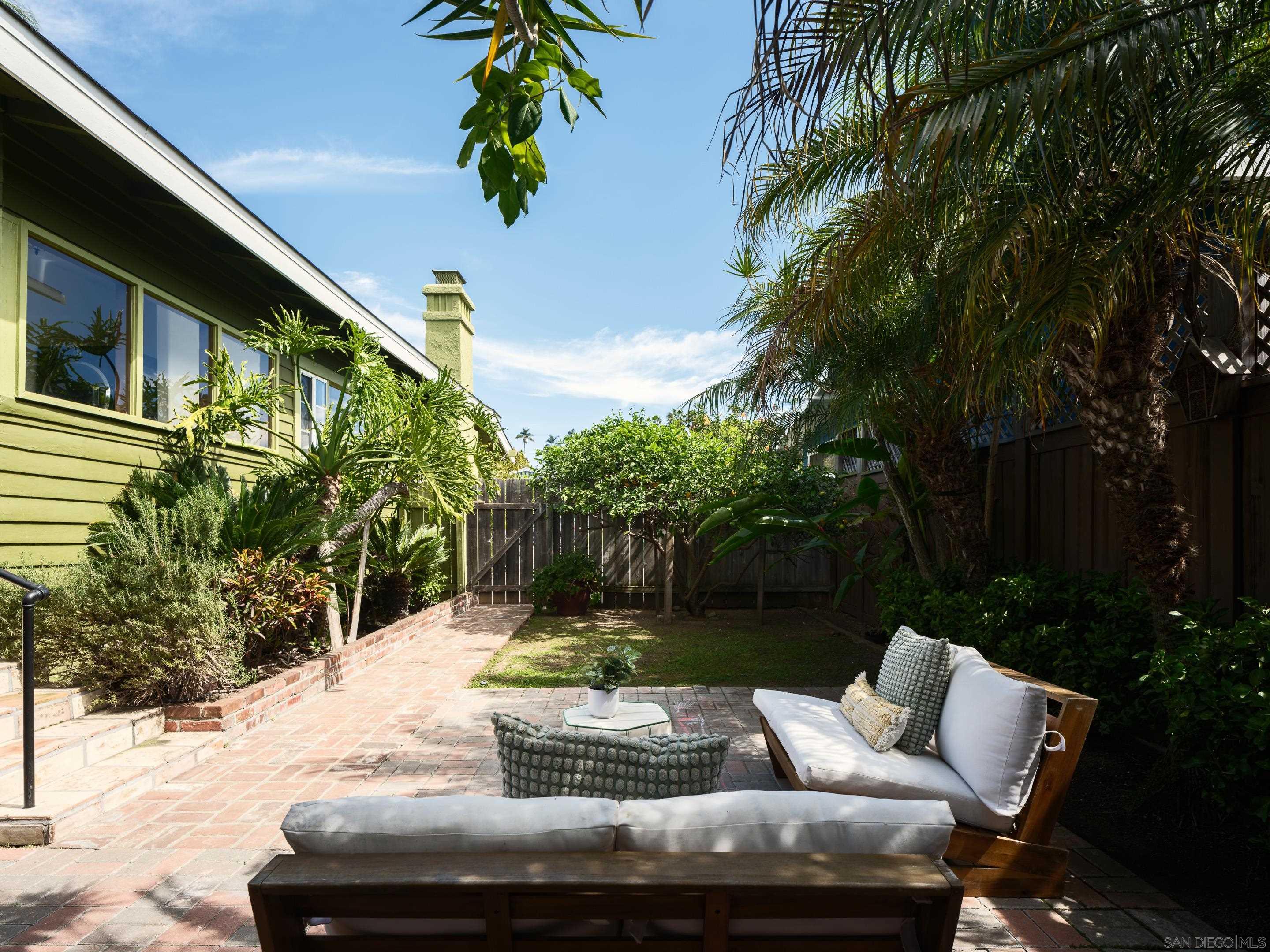 Detail Gallery Image 22 of 29 For 3552  Arnold, San Diego,  CA 92104 - 2 Beds | 1 Baths