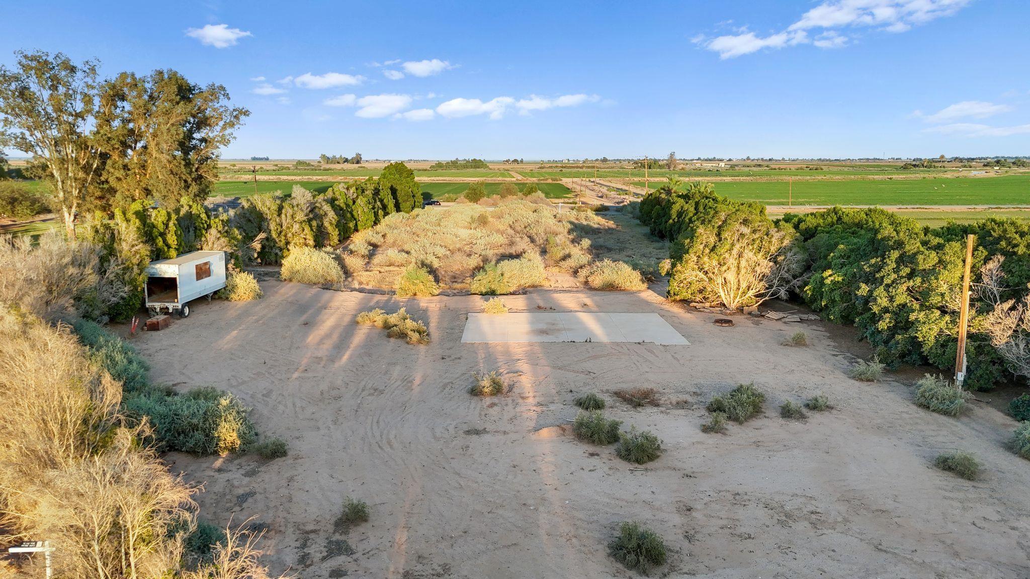 Detail Gallery Image 13 of 26 For , El Centro,  CA 92243 - – Beds | – Baths