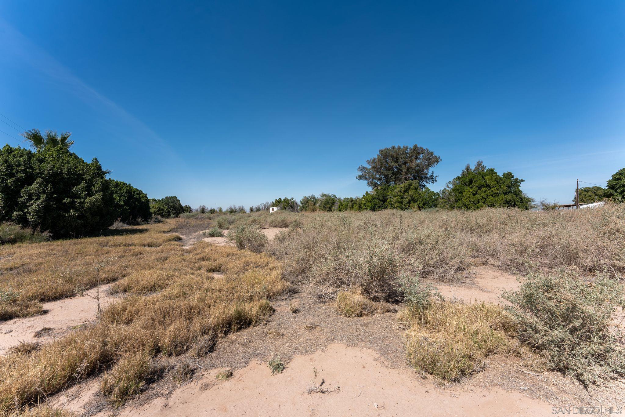 Detail Gallery Image 16 of 26 For , El Centro,  CA 92243 - – Beds | – Baths