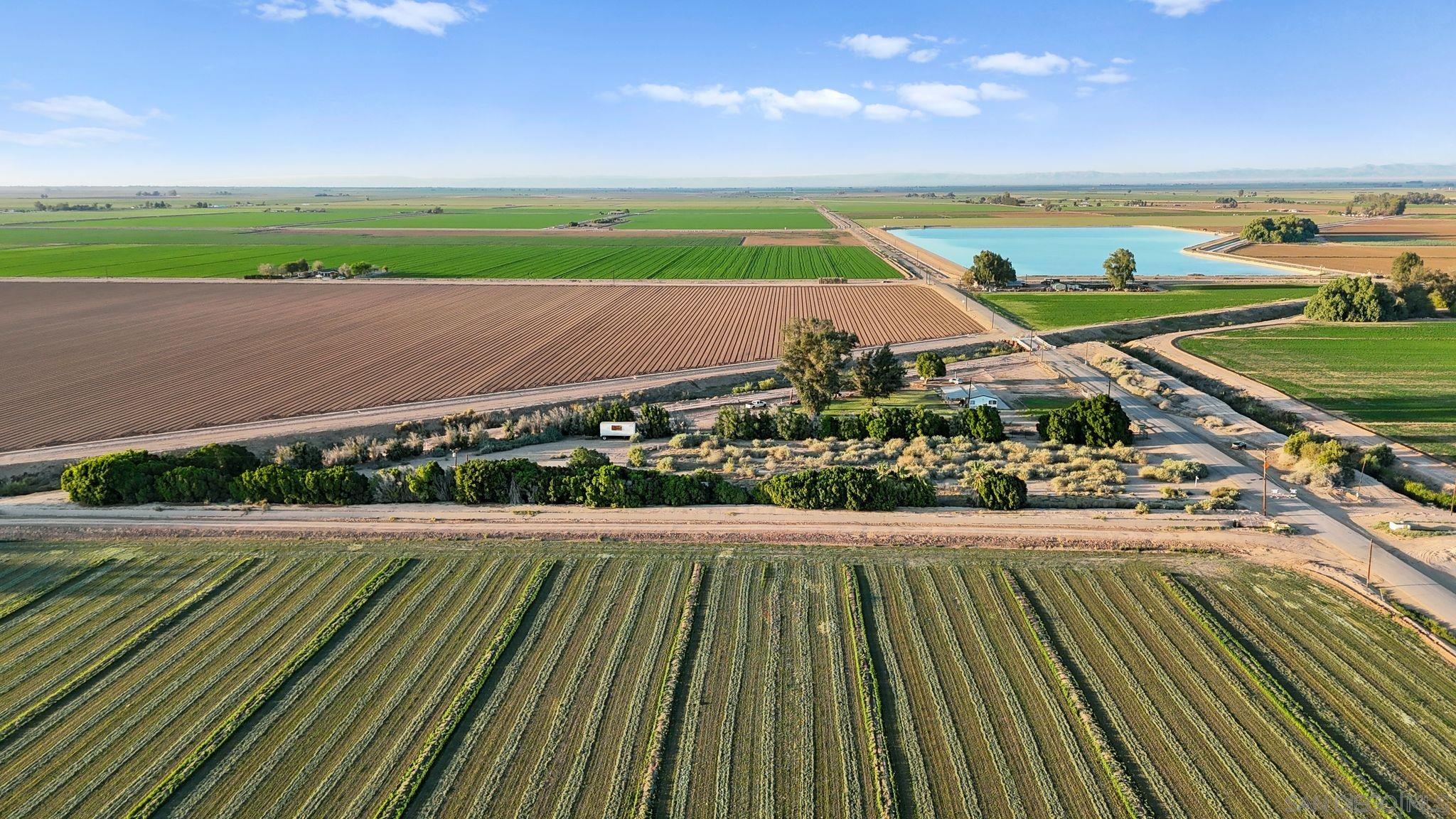 Detail Gallery Image 3 of 26 For , El Centro,  CA 92243 - – Beds | – Baths