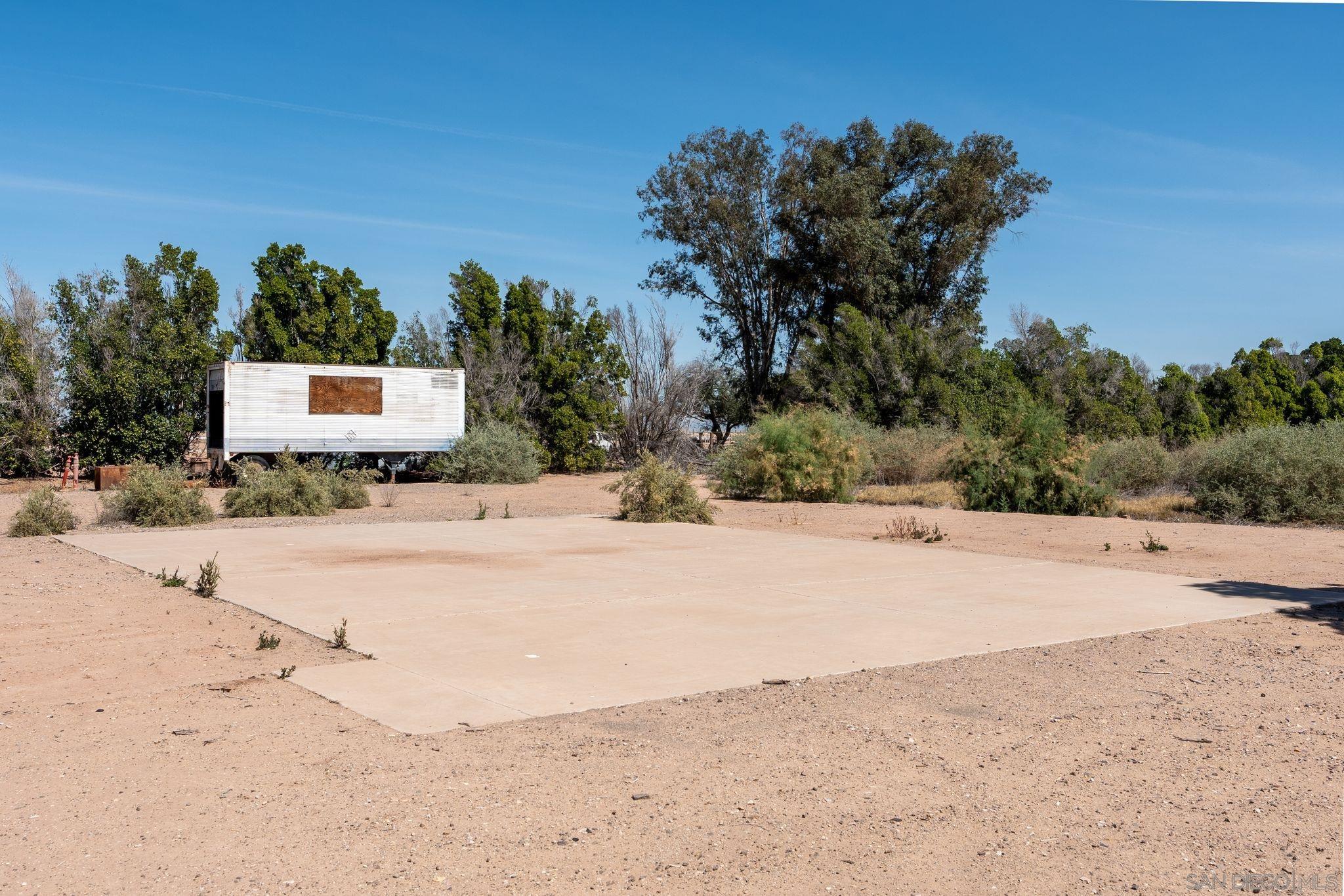 Detail Gallery Image 25 of 26 For , El Centro,  CA 92243 - – Beds | – Baths