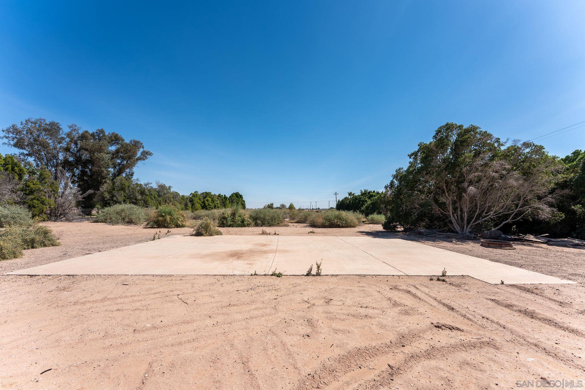 Detail Gallery Image 26 of 26 For , El Centro,  CA 92243 - – Beds | – Baths