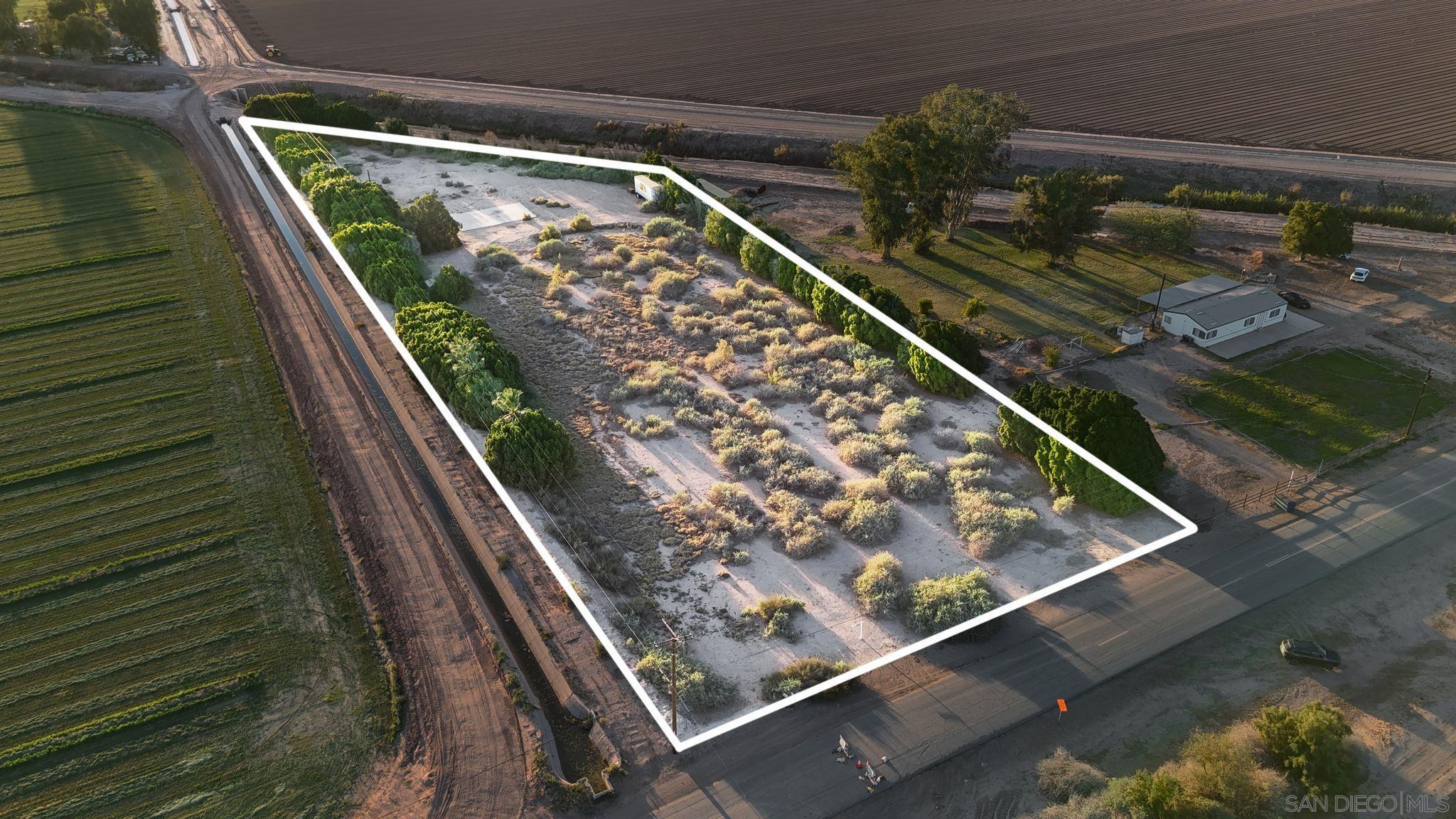 Detail Gallery Image 8 of 26 For , El Centro,  CA 92243 - – Beds | – Baths