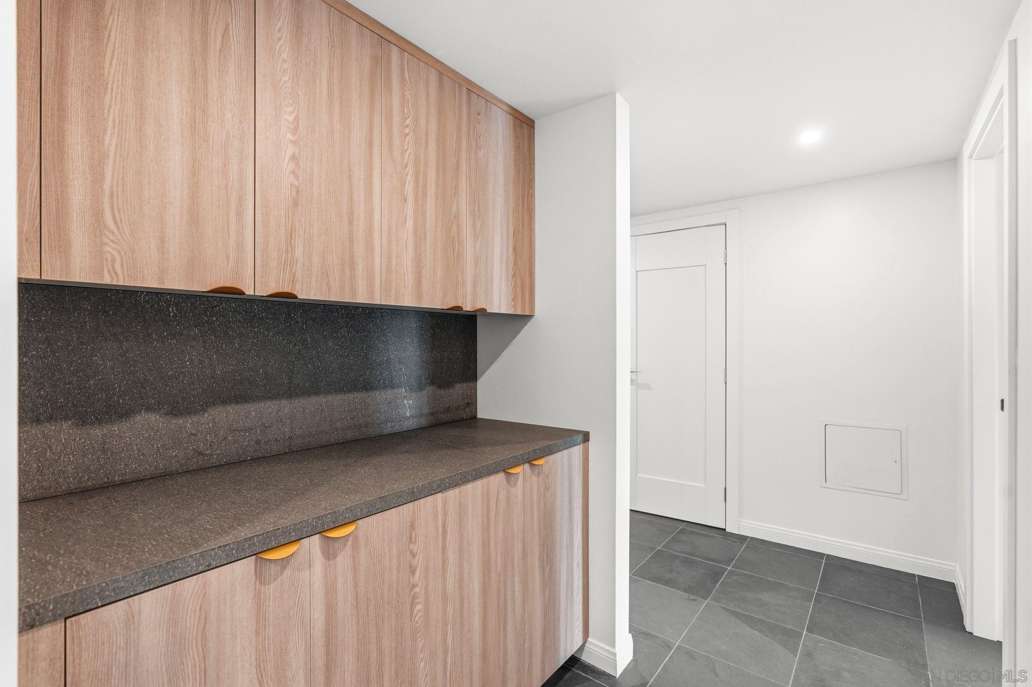 Detail Gallery Image 9 of 16 For 15999  via De Las Palmas, Rancho Santa Fe,  CA 92091 - 3 Beds | 2 Baths