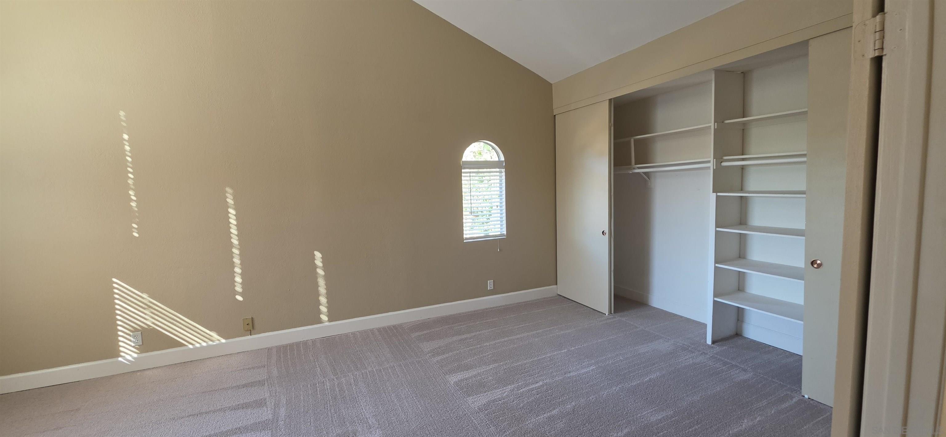 Detail Gallery Image 11 of 25 For 8995  via Andar, San Diego,  CA 92122 - 3 Beds | 2/1 Baths