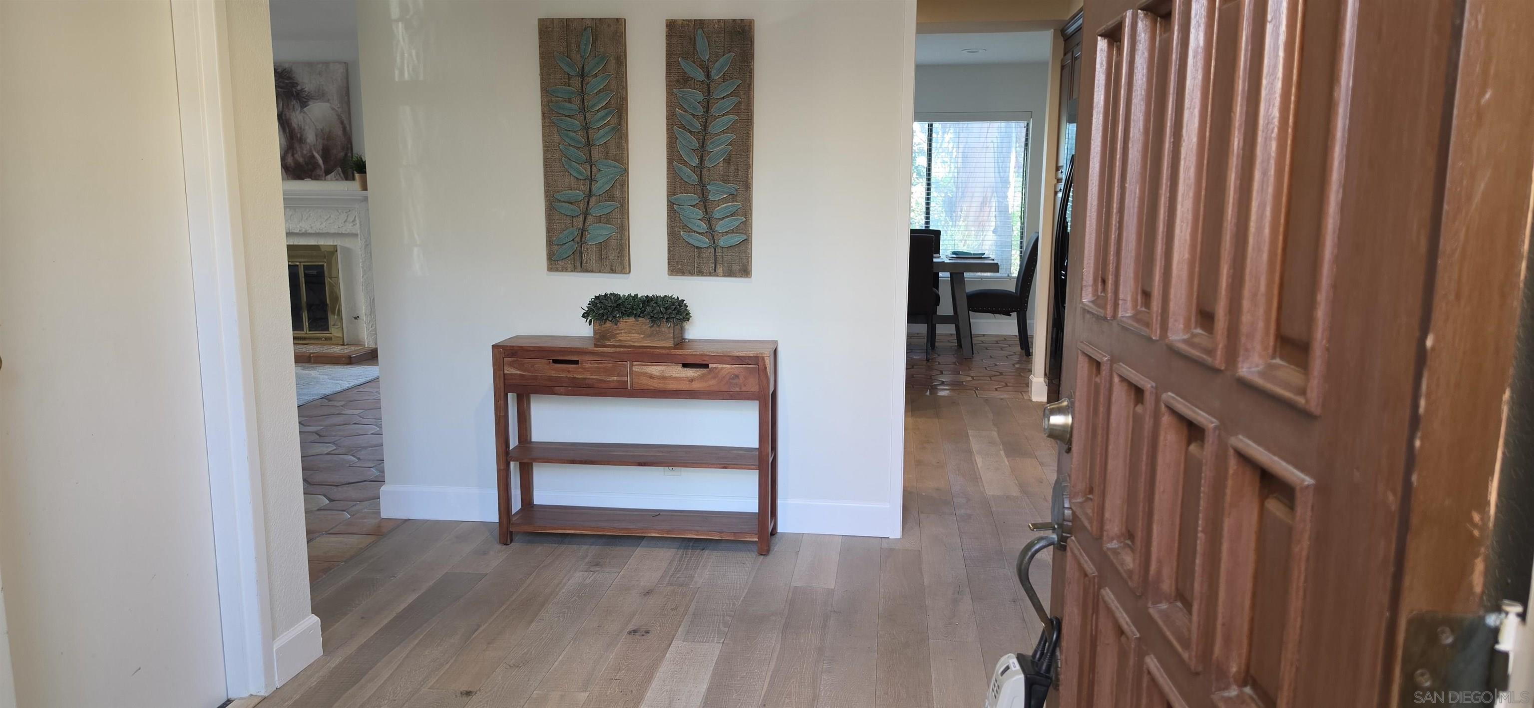 Detail Gallery Image 14 of 25 For 8995  via Andar, San Diego,  CA 92122 - 3 Beds | 2/1 Baths