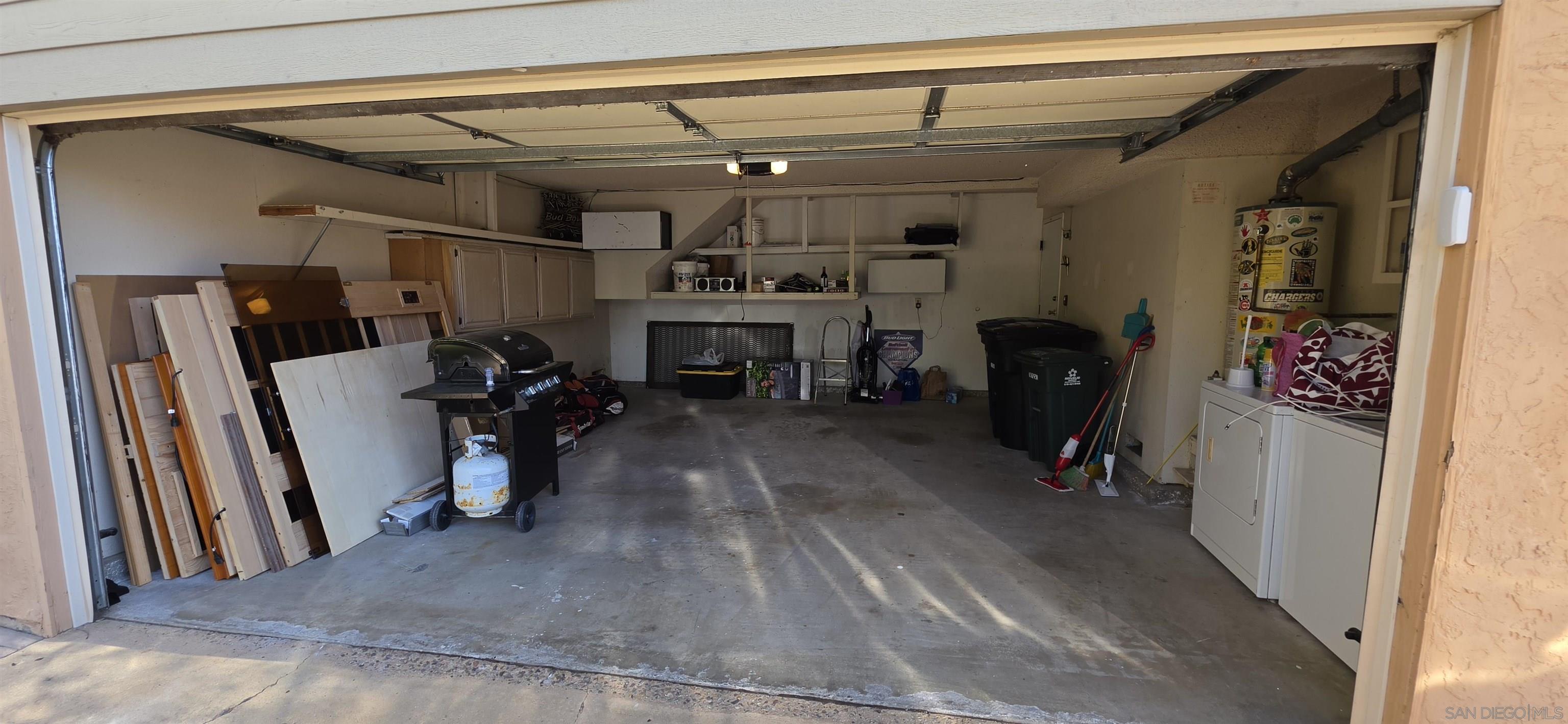 Detail Gallery Image 15 of 25 For 8995  via Andar, San Diego,  CA 92122 - 3 Beds | 2/1 Baths