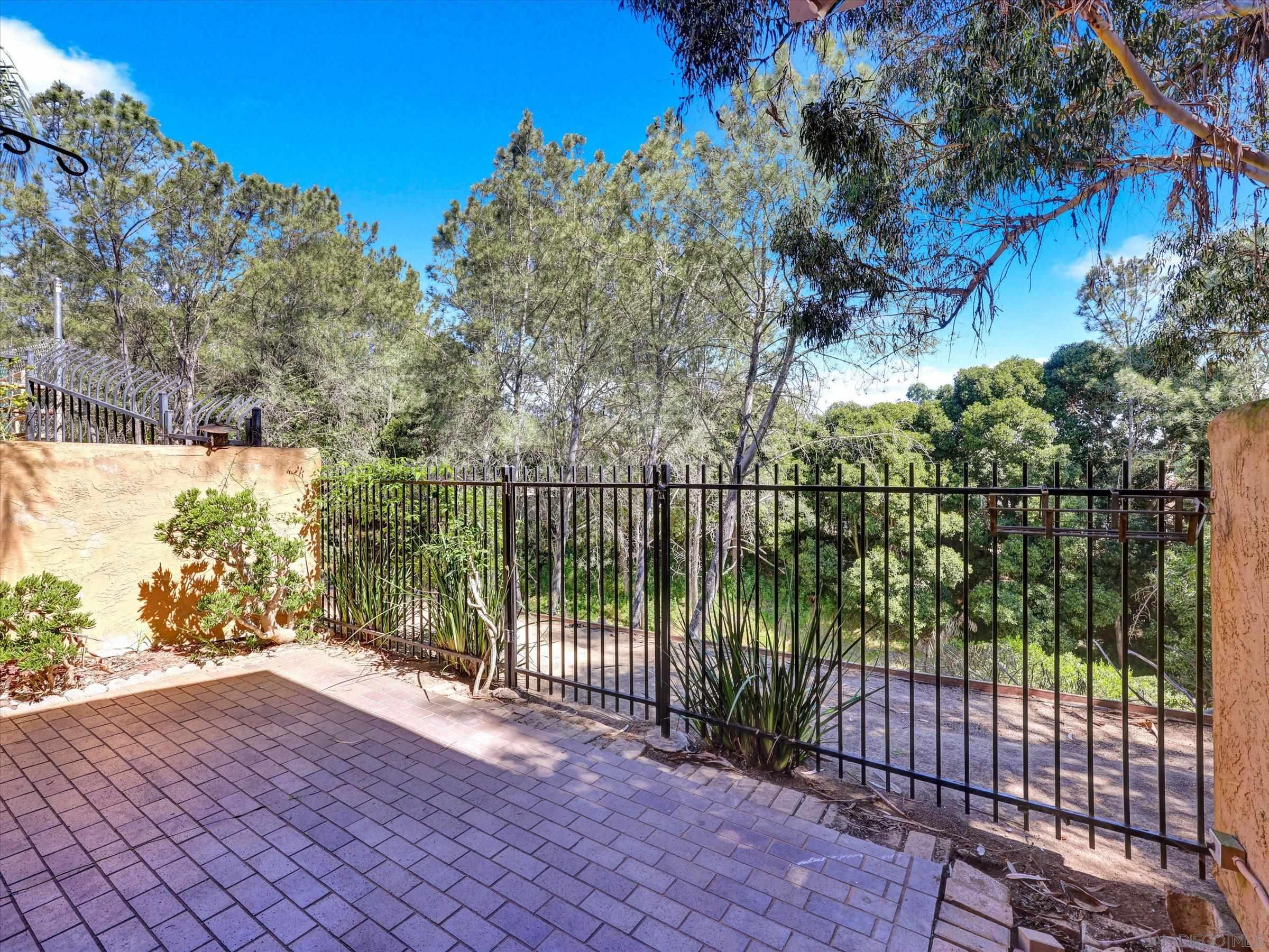 Detail Gallery Image 20 of 25 For 8995  via Andar, San Diego,  CA 92122 - 3 Beds | 2/1 Baths