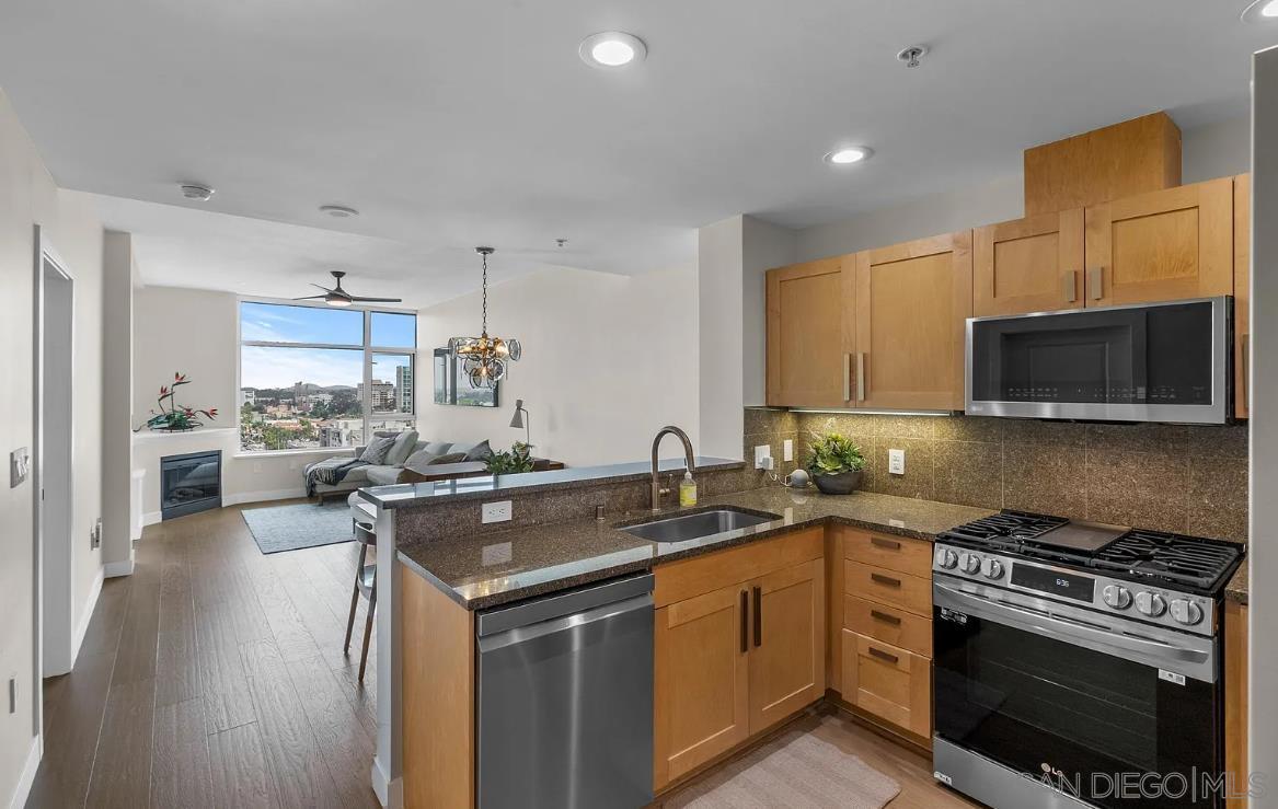 Detail Gallery Image 10 of 29 For 475  Redwood St, San Diego,  CA 92103 - 1 Beds | 1 Baths