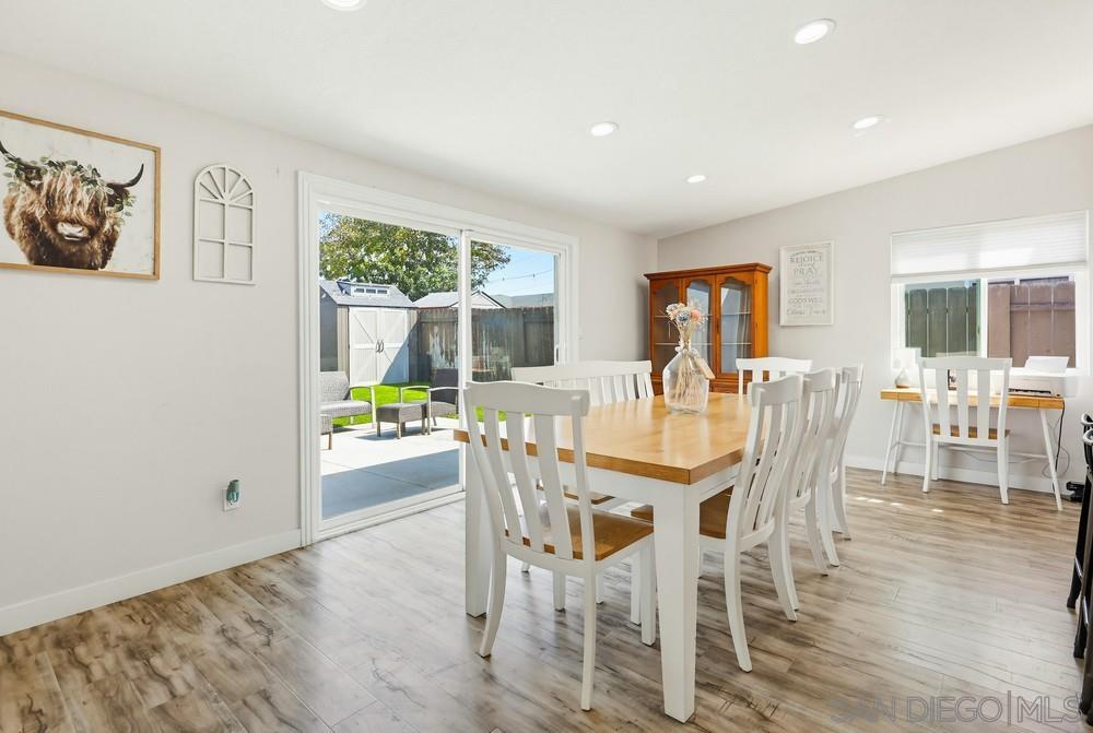 Detail Gallery Image 11 of 63 For 1451  Louden Ln, Imperial Beach,  CA 91932 - 4 Beds | 3 Baths