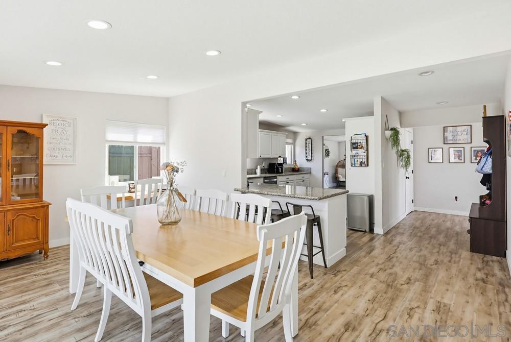 Detail Gallery Image 12 of 63 For 1451  Louden Ln, Imperial Beach,  CA 91932 - 4 Beds | 3 Baths