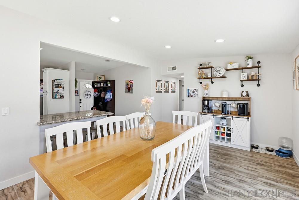 Detail Gallery Image 13 of 63 For 1451  Louden Ln, Imperial Beach,  CA 91932 - 4 Beds | 3 Baths