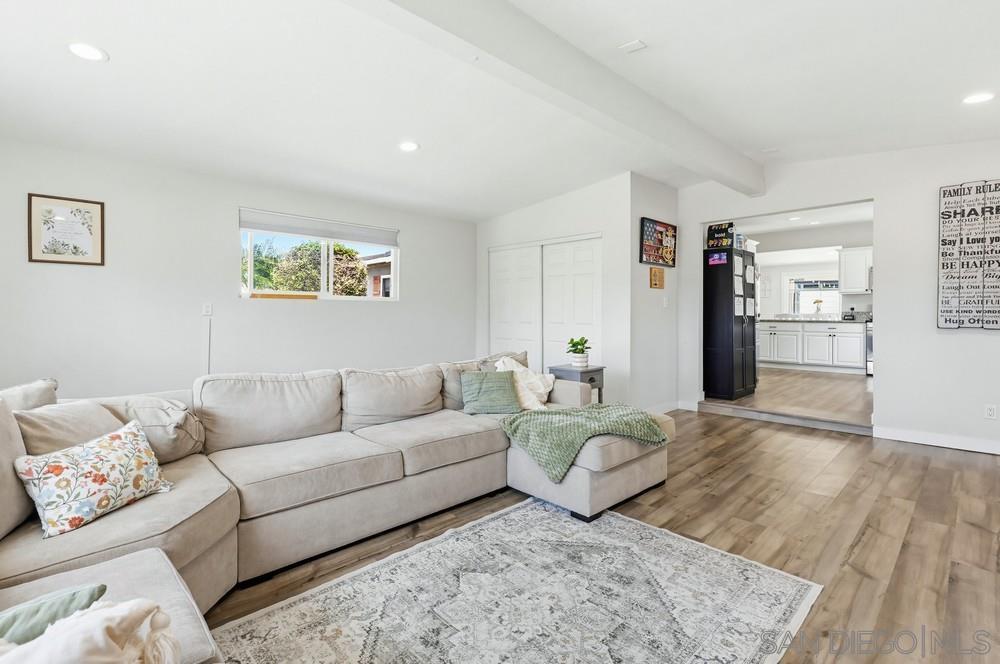 Detail Gallery Image 17 of 63 For 1451  Louden Ln, Imperial Beach,  CA 91932 - 4 Beds | 3 Baths