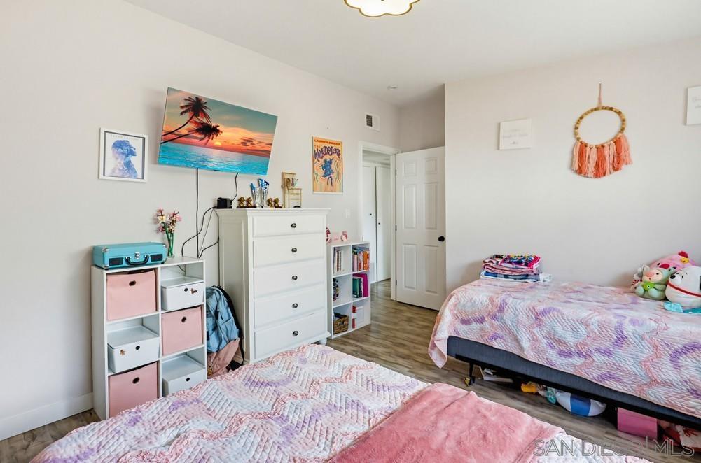 Detail Gallery Image 28 of 63 For 1451  Louden Ln, Imperial Beach,  CA 91932 - 4 Beds | 3 Baths