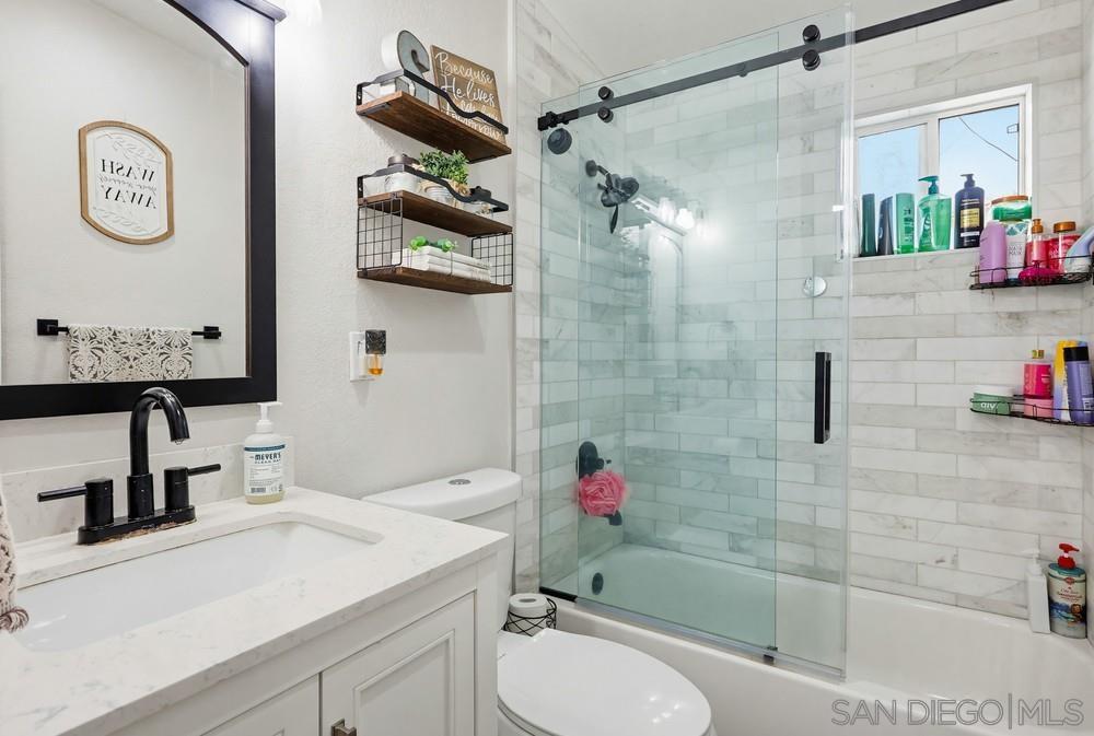 Detail Gallery Image 29 of 63 For 1451  Louden Ln, Imperial Beach,  CA 91932 - 4 Beds | 3 Baths