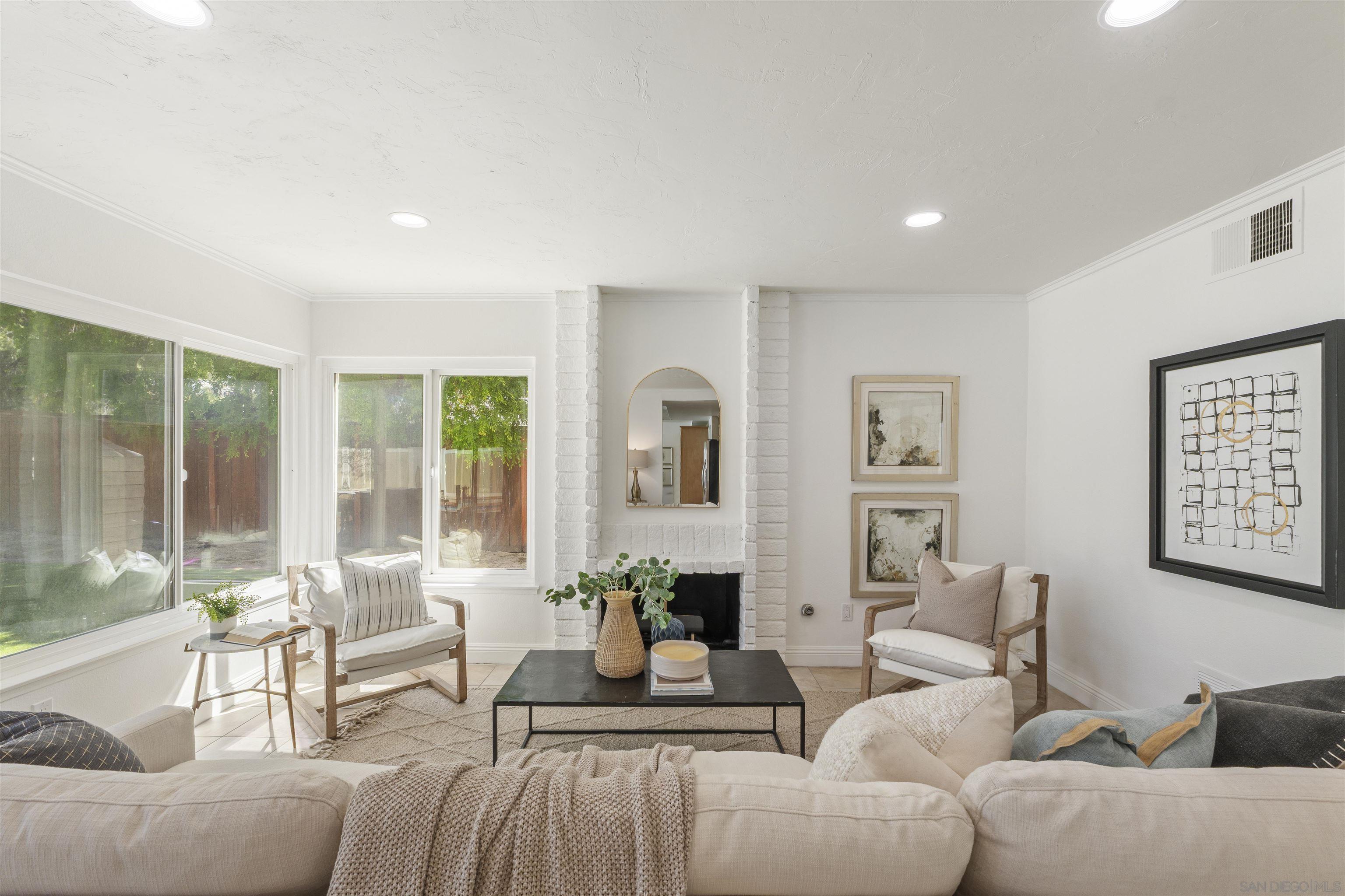 Detail Gallery Image 27 of 59 For 4508  Calle De Vida, San Diego,  CA 92124 - 4 Beds | 3 Baths