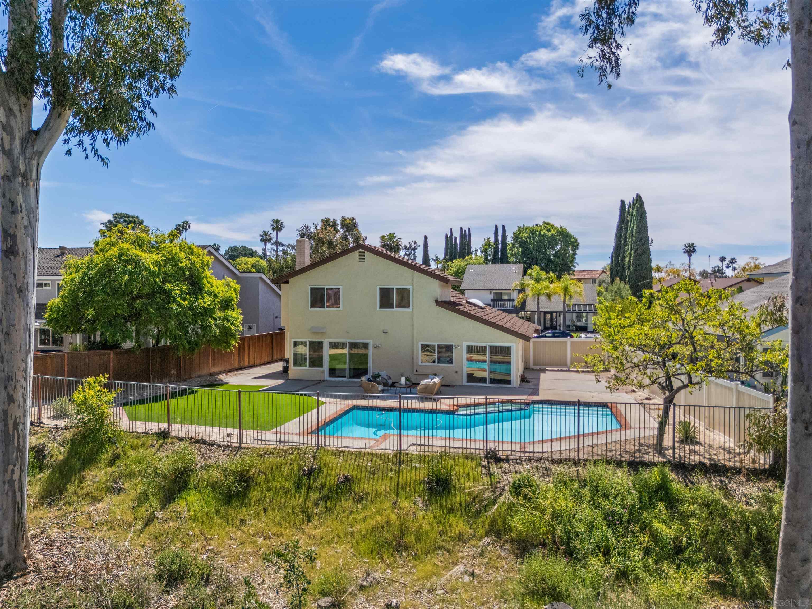 Detail Gallery Image 36 of 59 For 4508  Calle De Vida, San Diego,  CA 92124 - 4 Beds | 3 Baths