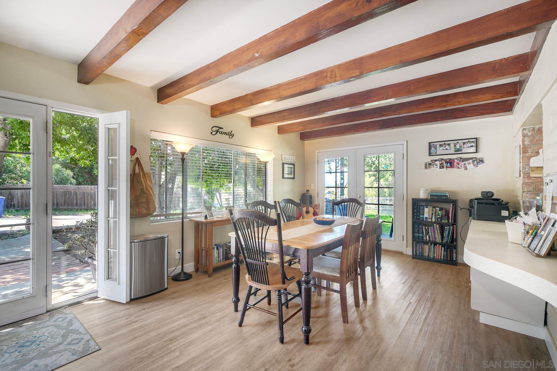 Detail Gallery Image 14 of 39 For 820  Birch Avenue, Escondido,  CA 92027 - 5 Beds | 2 Baths