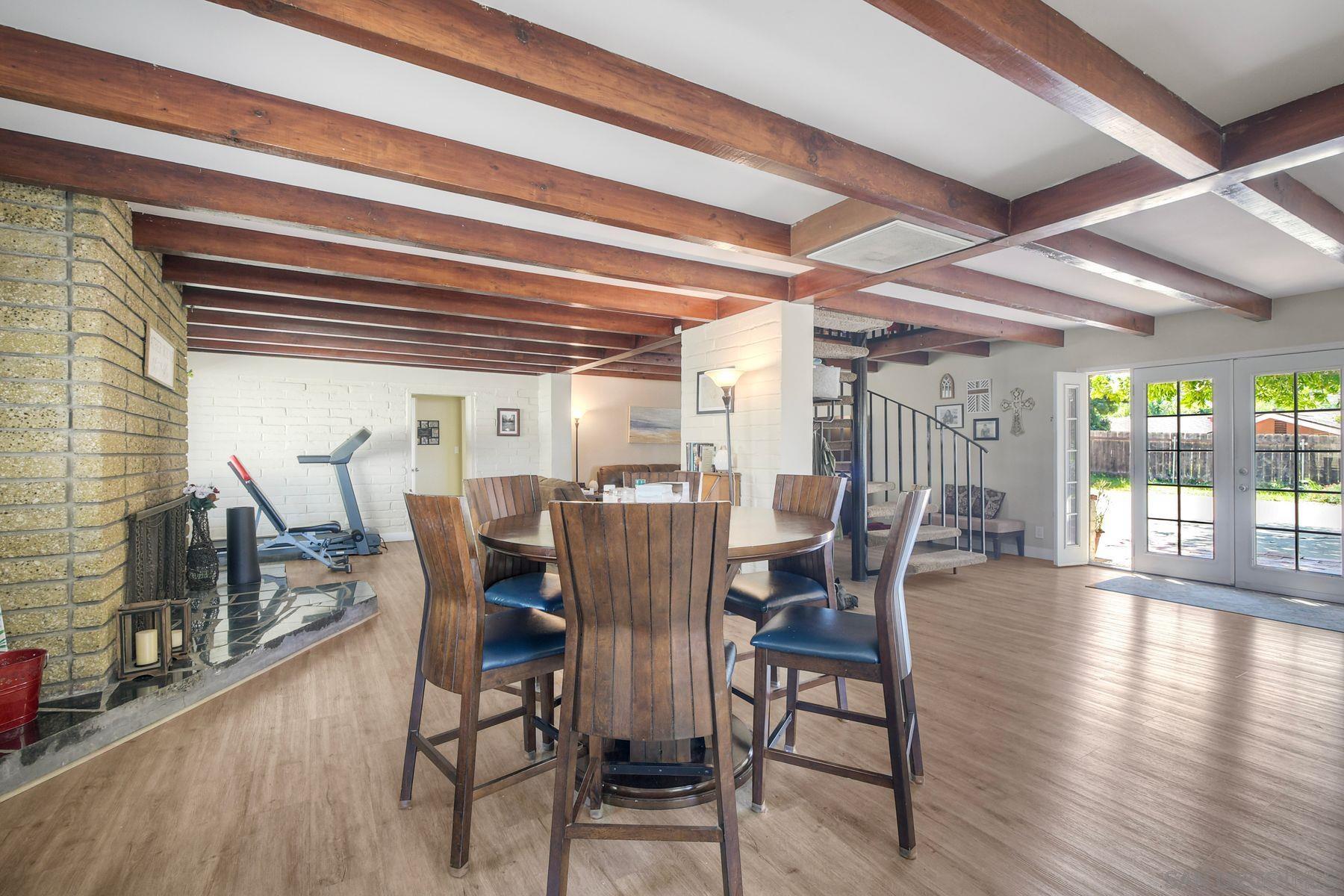 Detail Gallery Image 20 of 39 For 820  Birch Avenue, Escondido,  CA 92027 - 5 Beds | 2 Baths