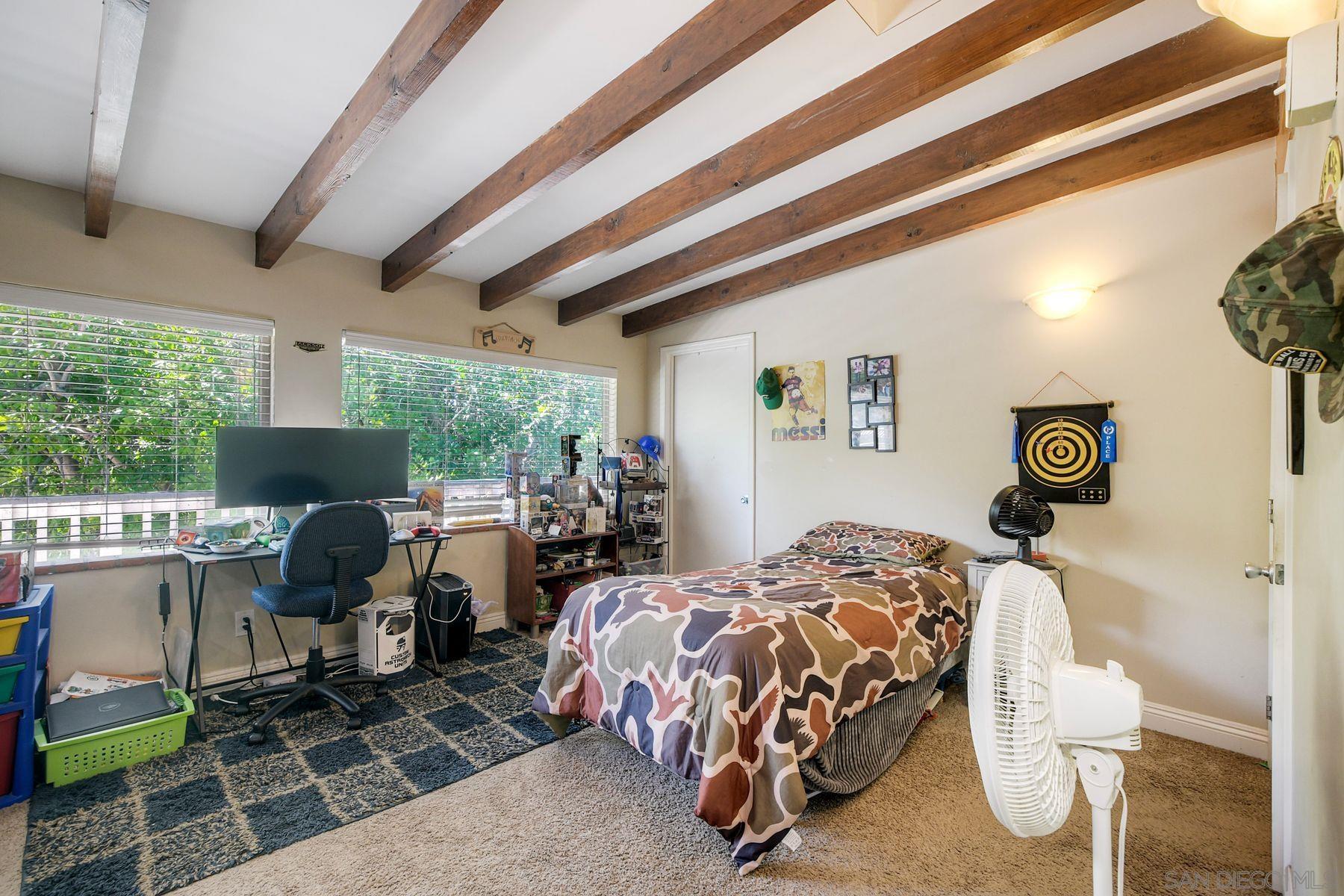 Detail Gallery Image 29 of 39 For 820  Birch Avenue, Escondido,  CA 92027 - 5 Beds | 2 Baths