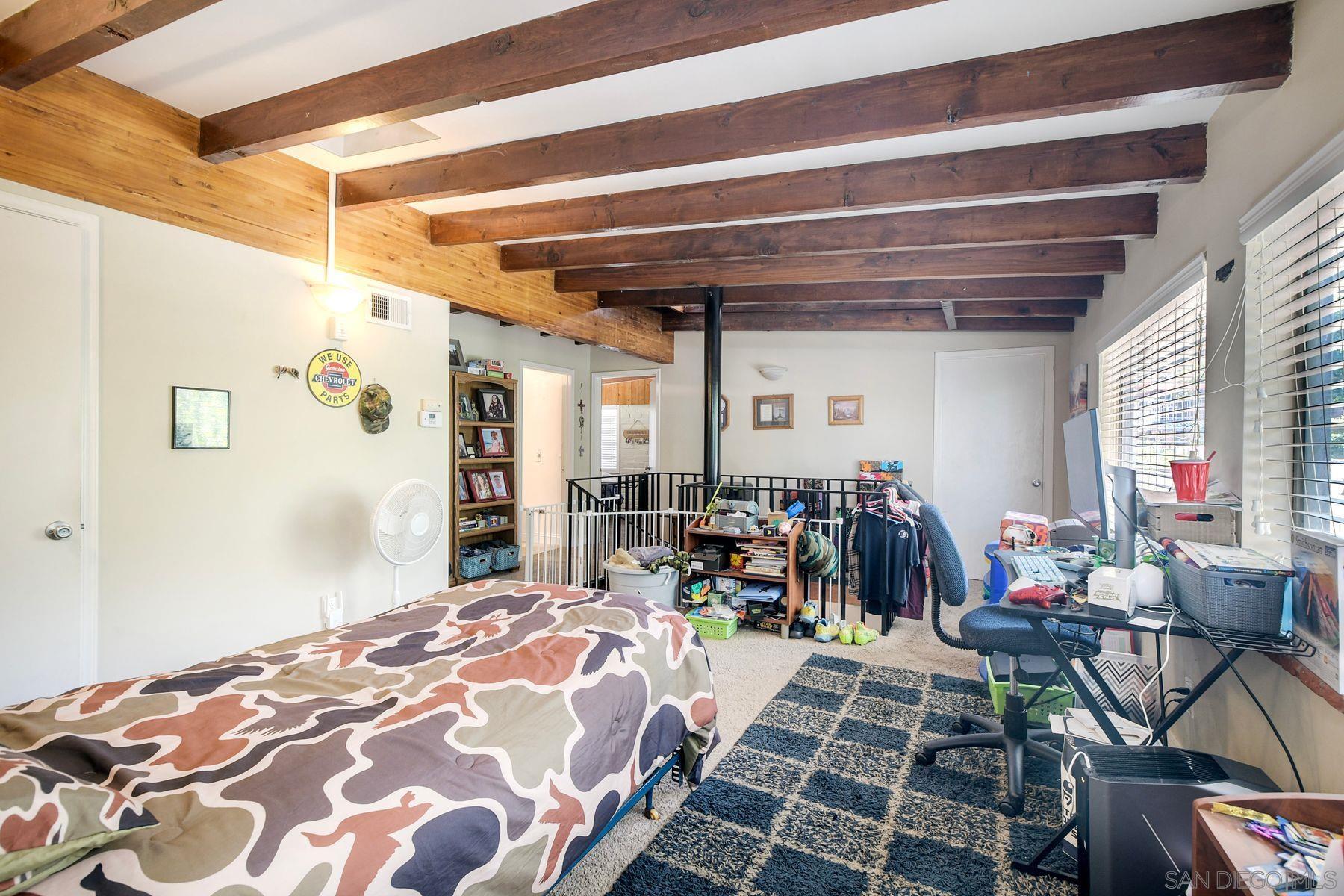 Detail Gallery Image 30 of 39 For 820  Birch Avenue, Escondido,  CA 92027 - 5 Beds | 2 Baths