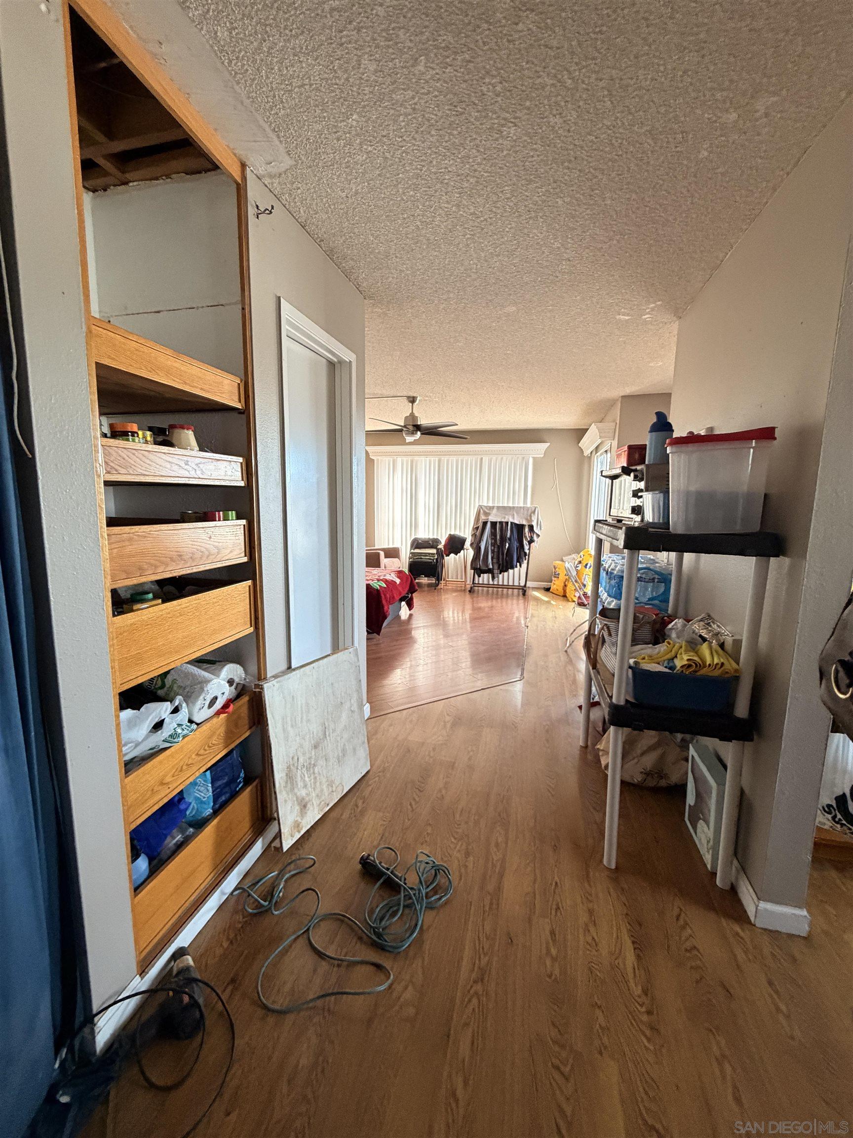 Detail Gallery Image 3 of 13 For 1640  Maple, Chula Vista,  CA 91911 - 3 Beds | 2/1 Baths