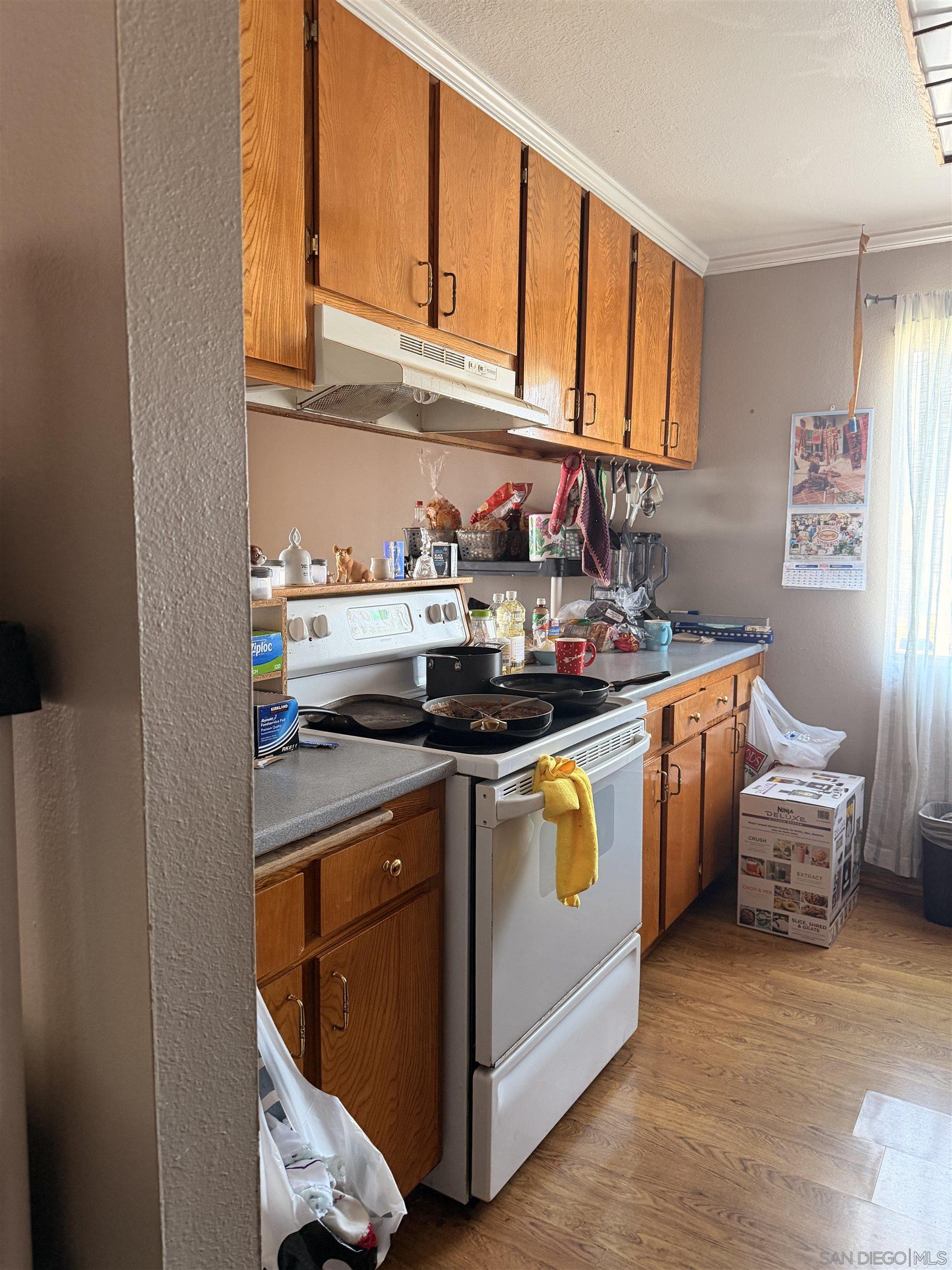 Detail Gallery Image 4 of 13 For 1640  Maple, Chula Vista,  CA 91911 - 3 Beds | 2/1 Baths