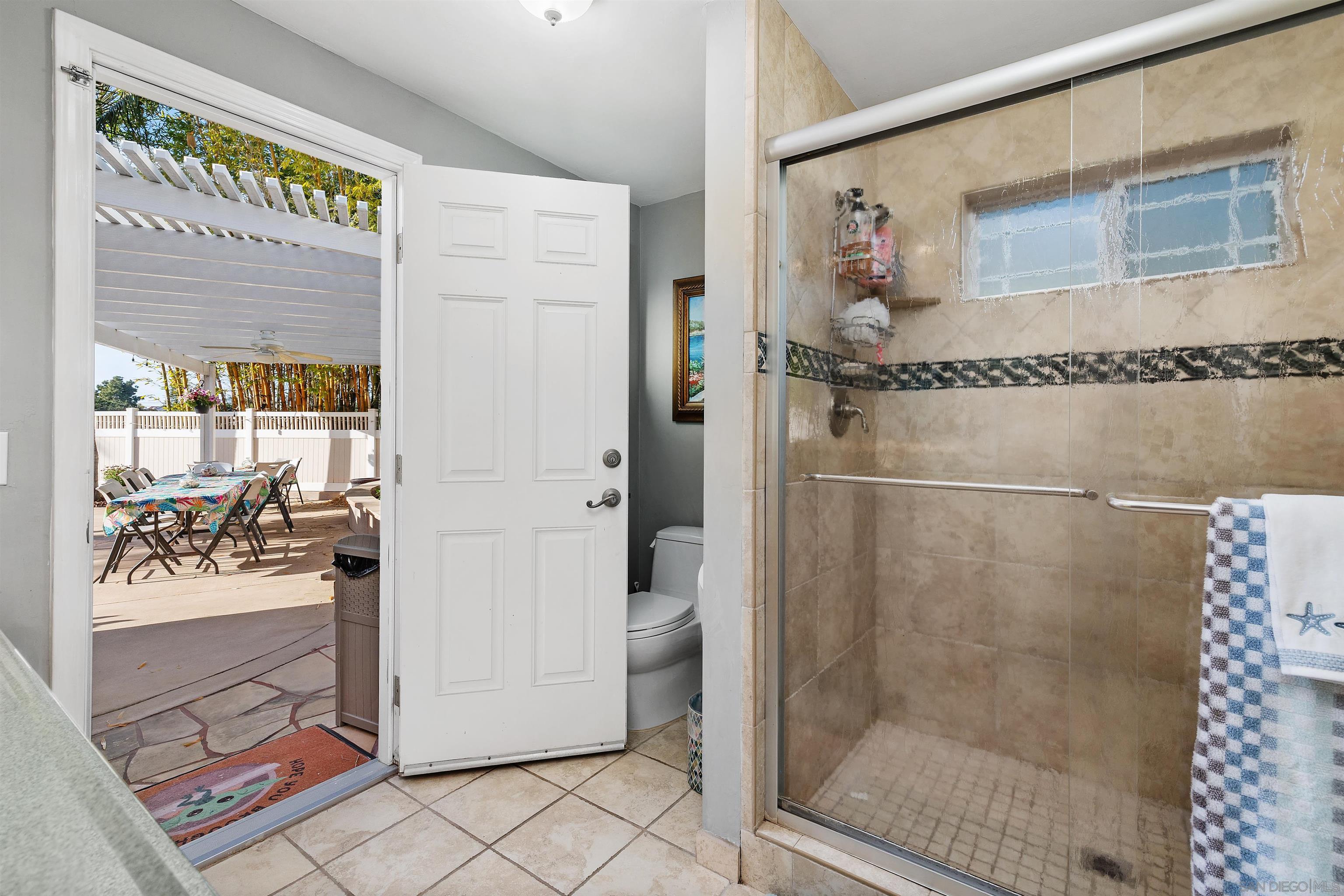 Detail Gallery Image 22 of 40 For 3565  Mount Burnham Ct, San Diego,  CA 92111 - 3 Beds | 3 Baths